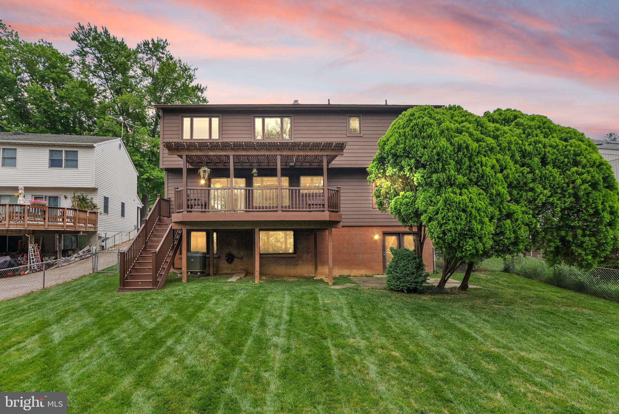 2244 RICHELIEU DRIVE