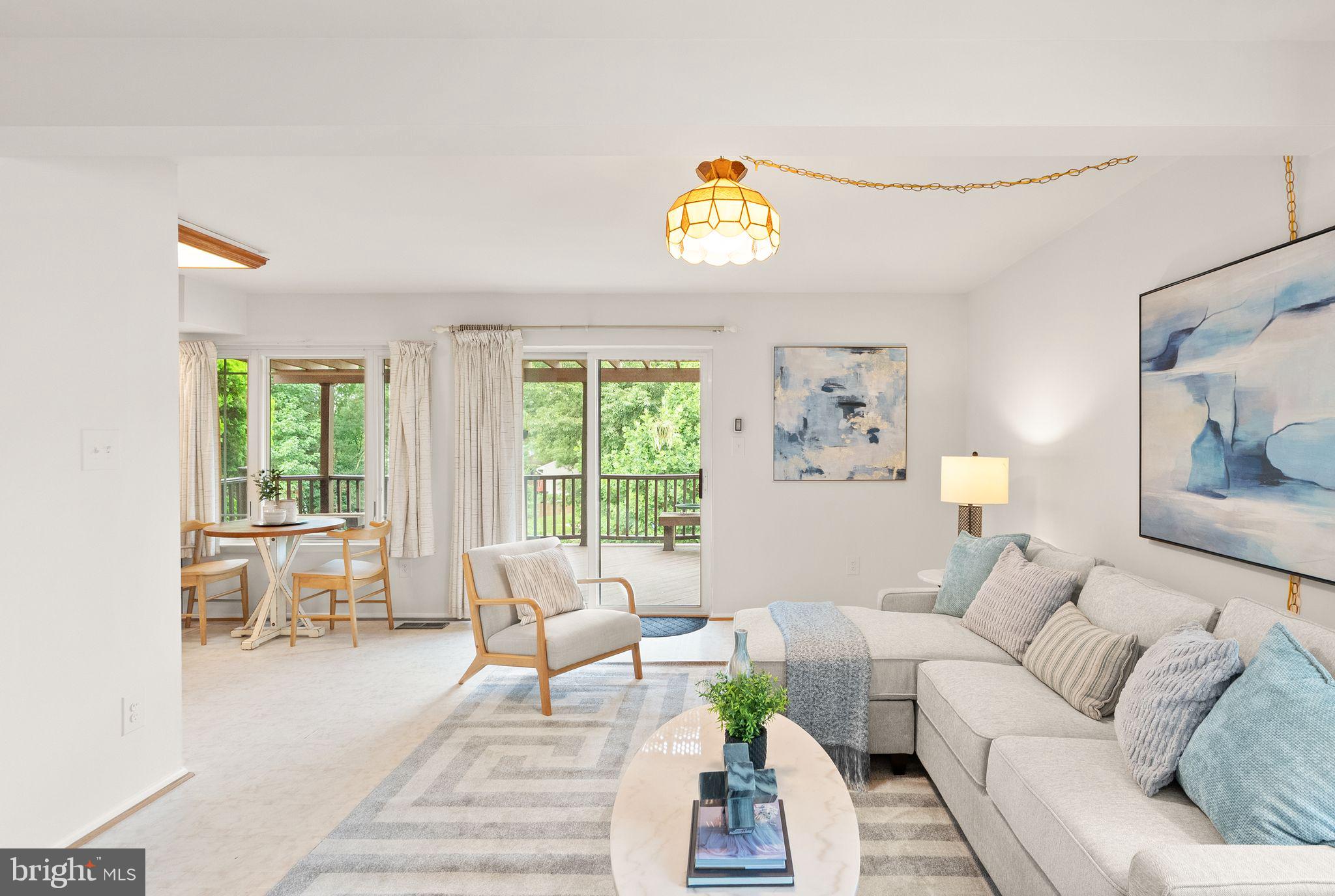 2244 RICHELIEU DRIVE