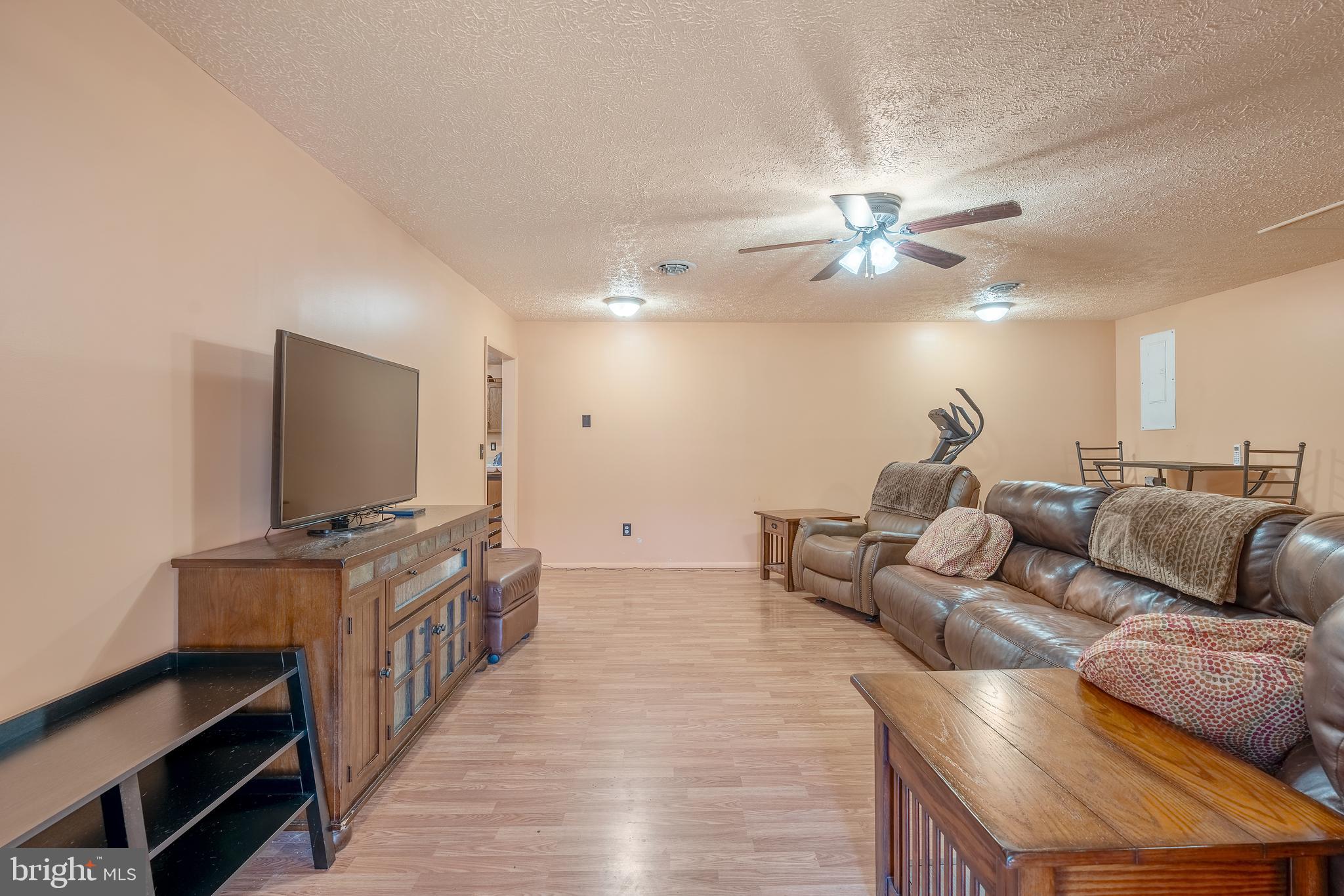 QUAIL VALLEY - Residential