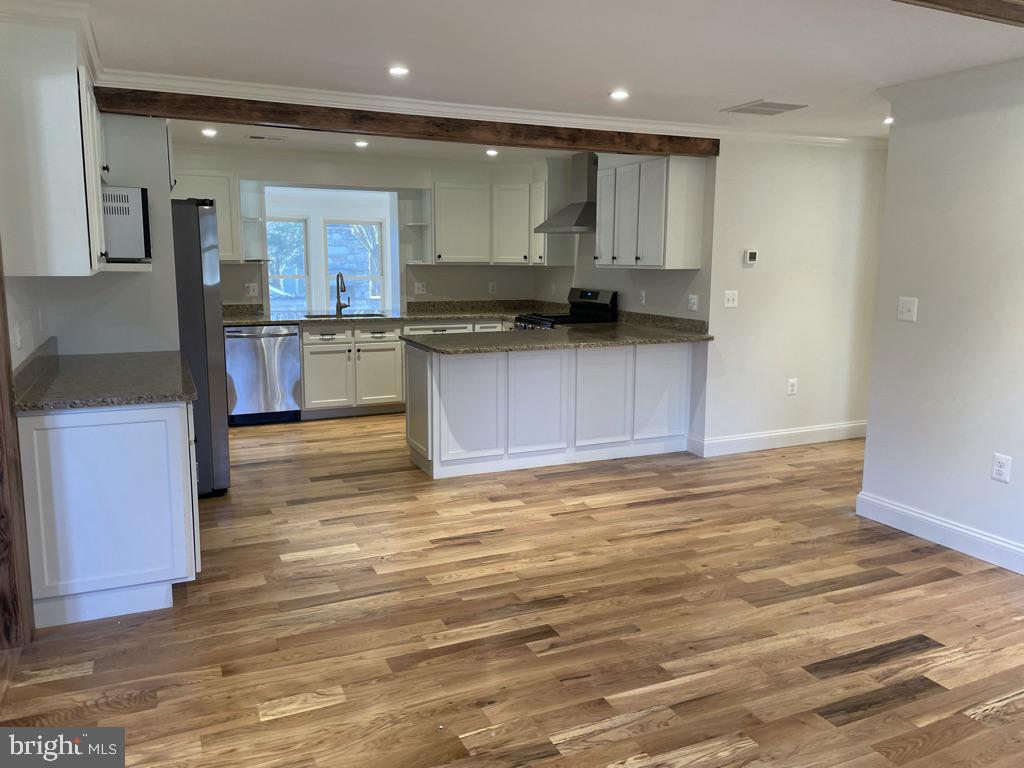 COCKEYSVILLE - Residential Lease