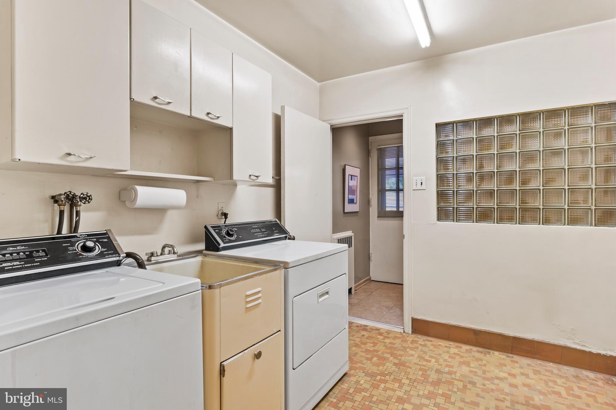 HARRISBURG CITY - Residential