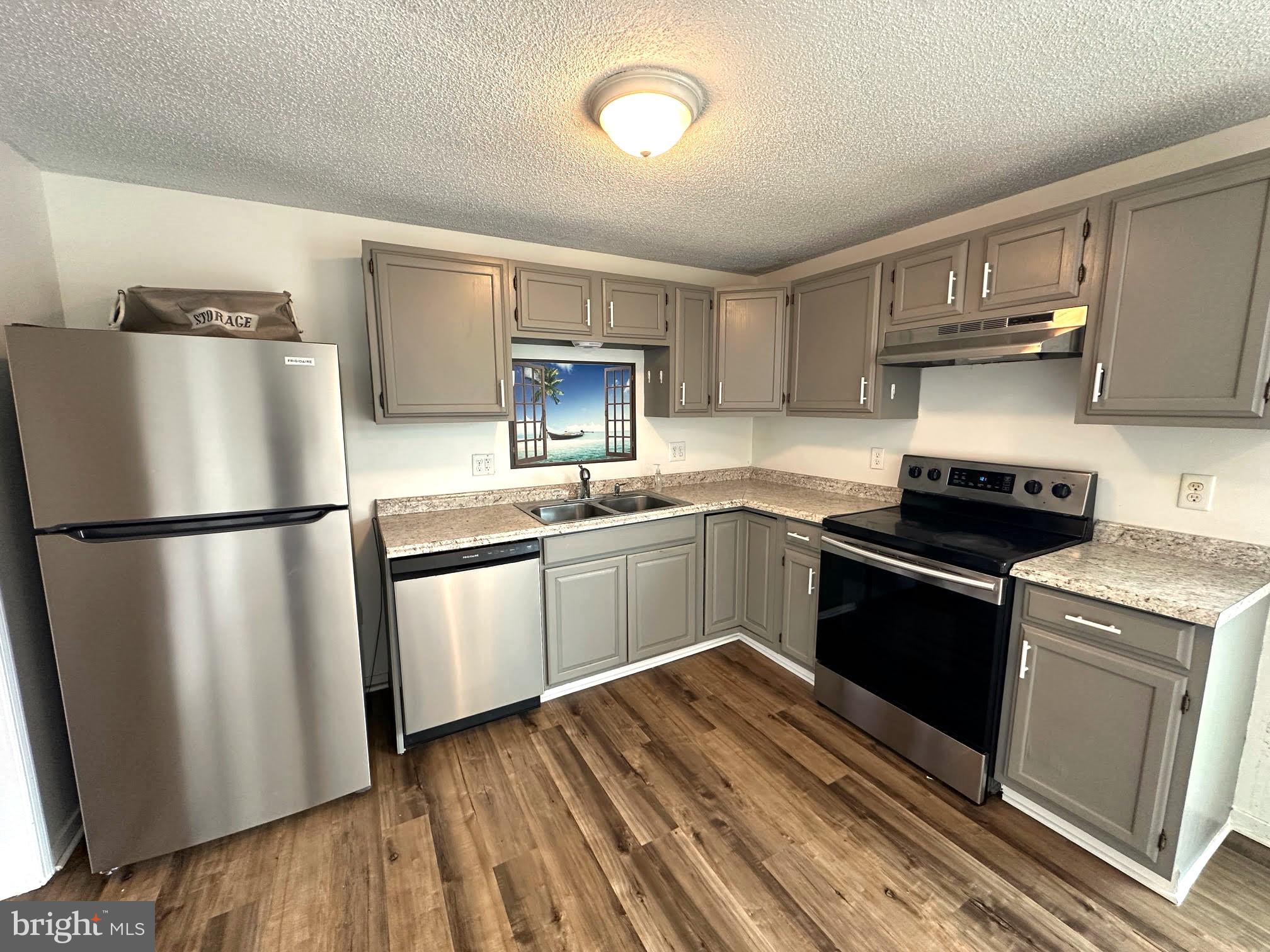 CHESAPEAKE RANCH ESTATES - Residential