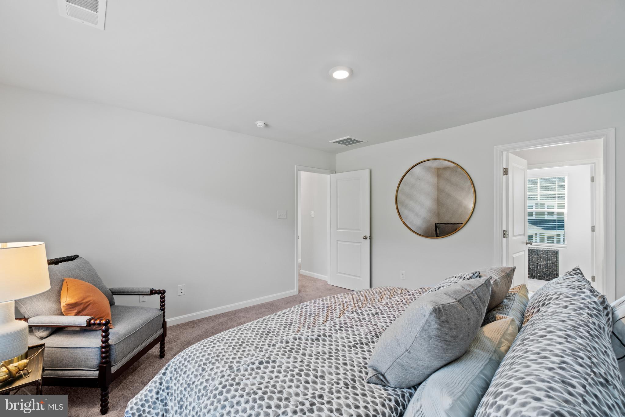 LADYSMITH VILLAGE - Residential