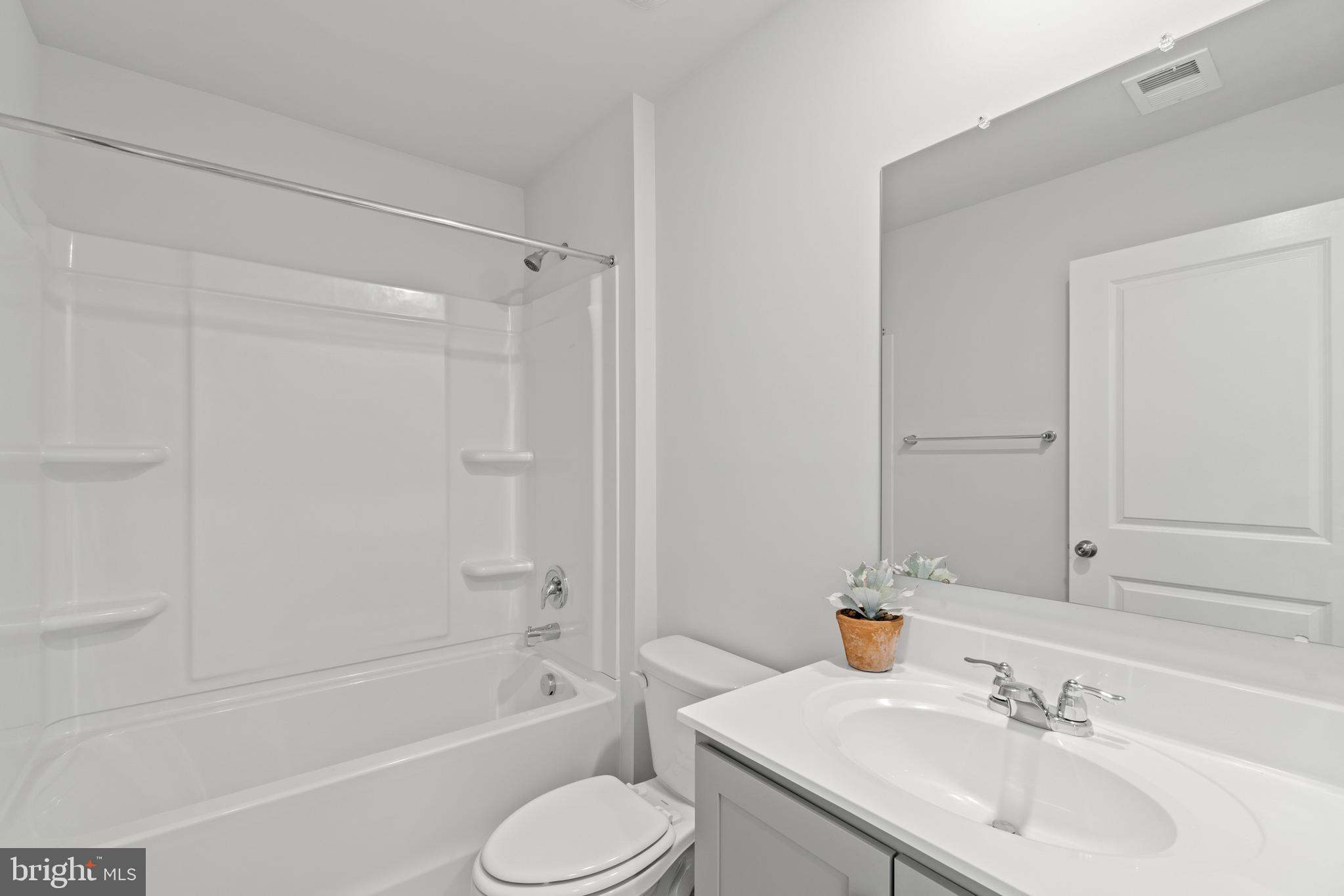 LADYSMITH VILLAGE - Residential