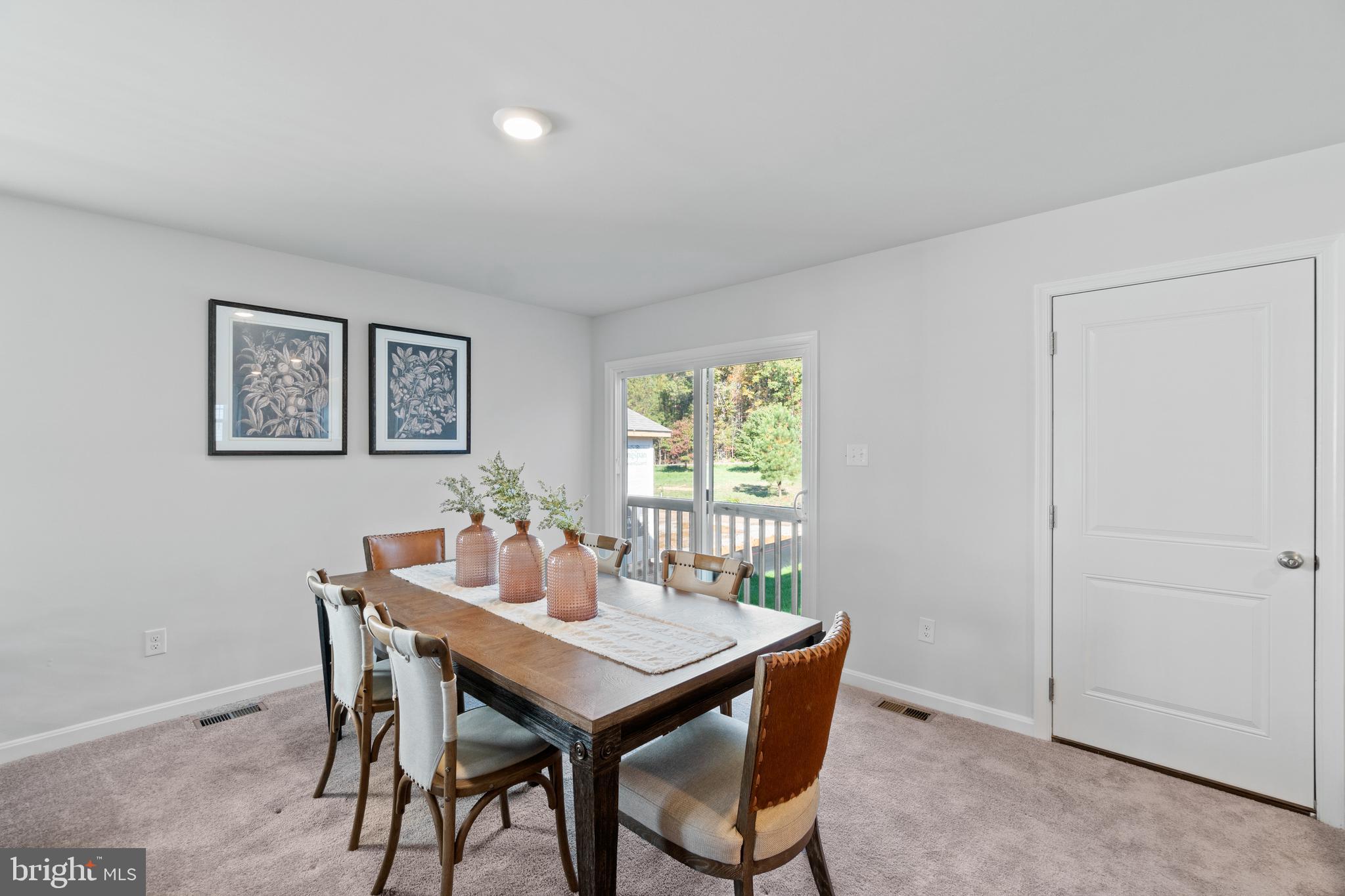 LADYSMITH VILLAGE - Residential