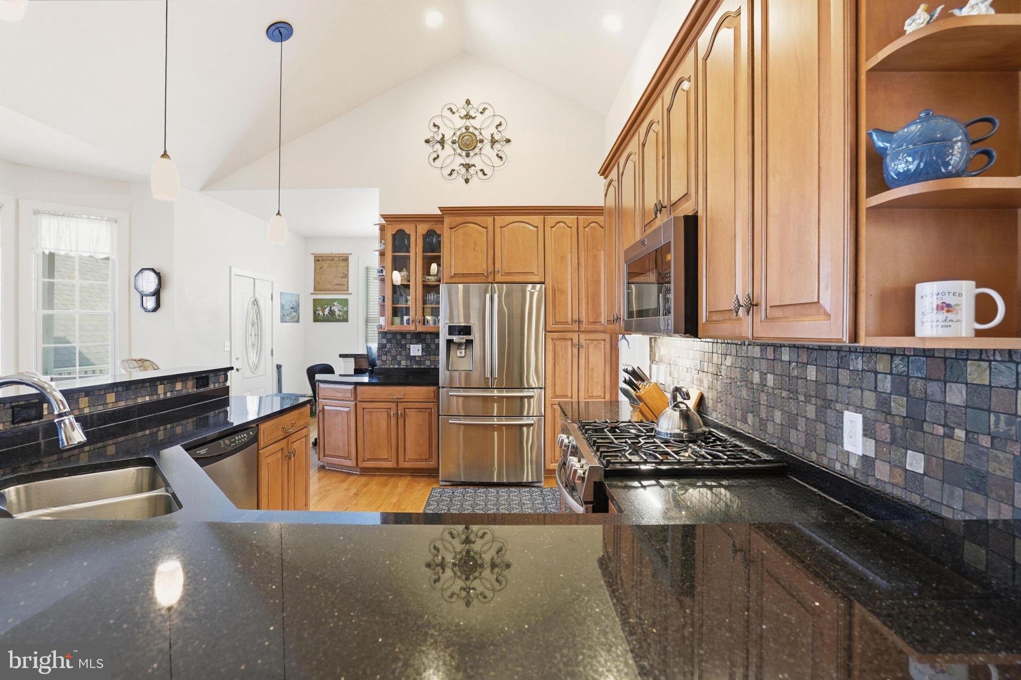 TARA WOODS - Residential