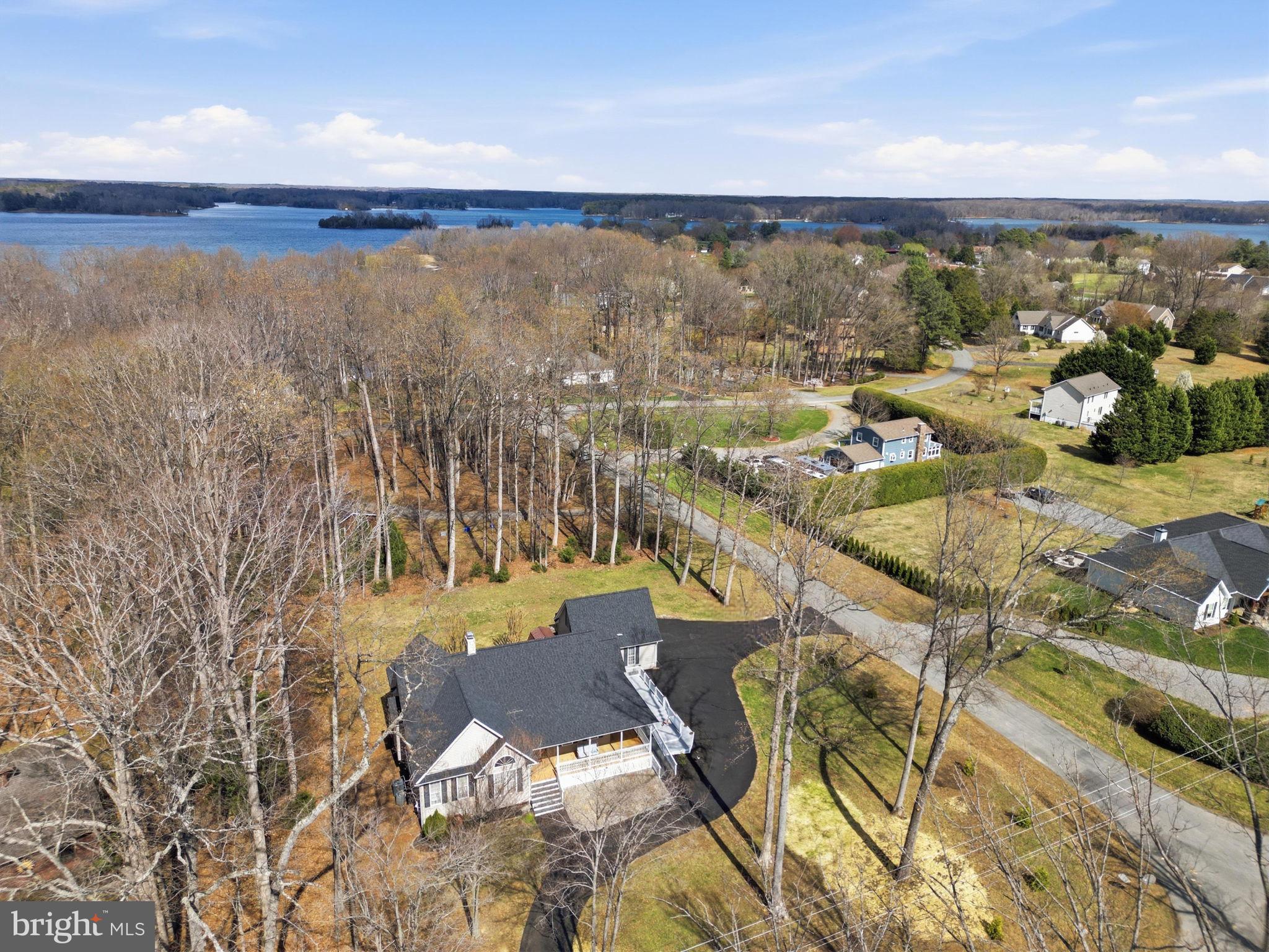 TARA WOODS - Residential