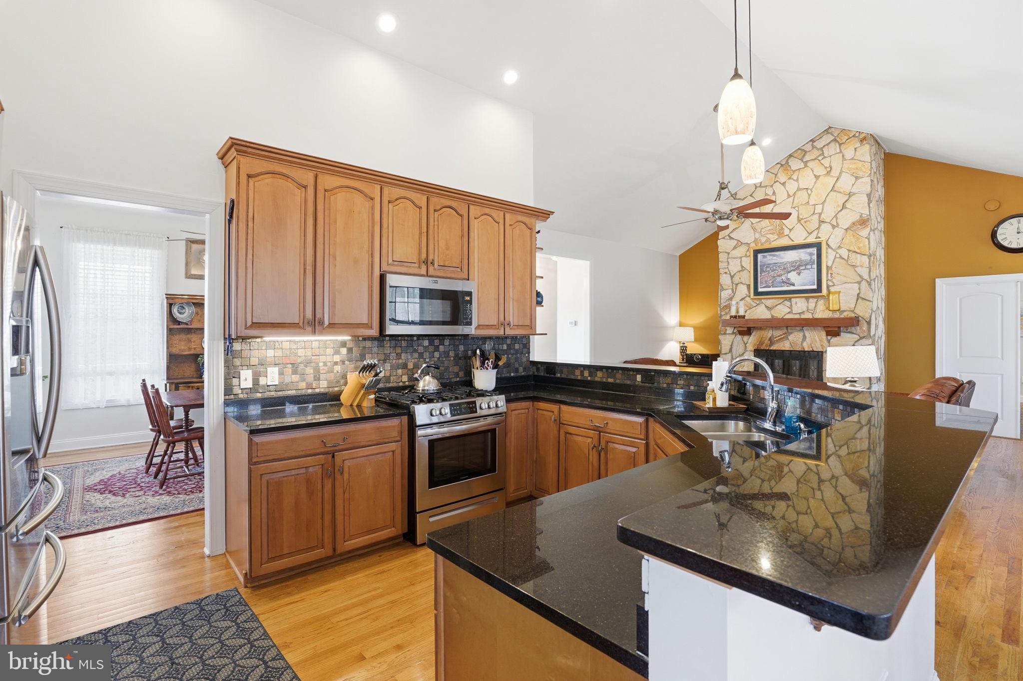 TARA WOODS - Residential