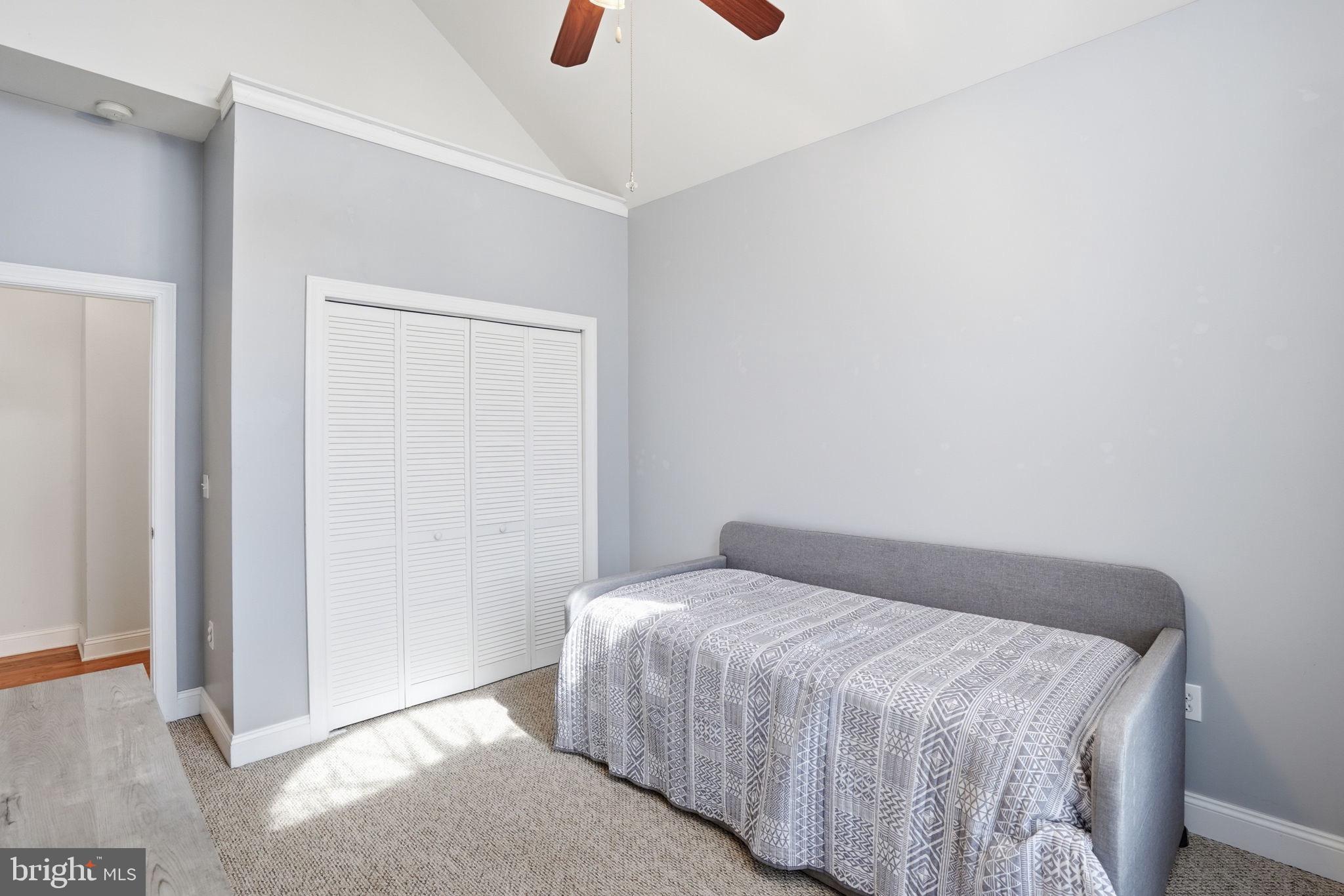 TARA WOODS - Residential