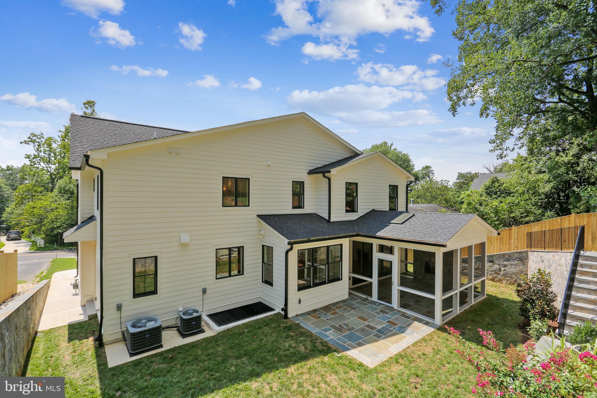 GLEN ECHO HEIGHTS - Residential