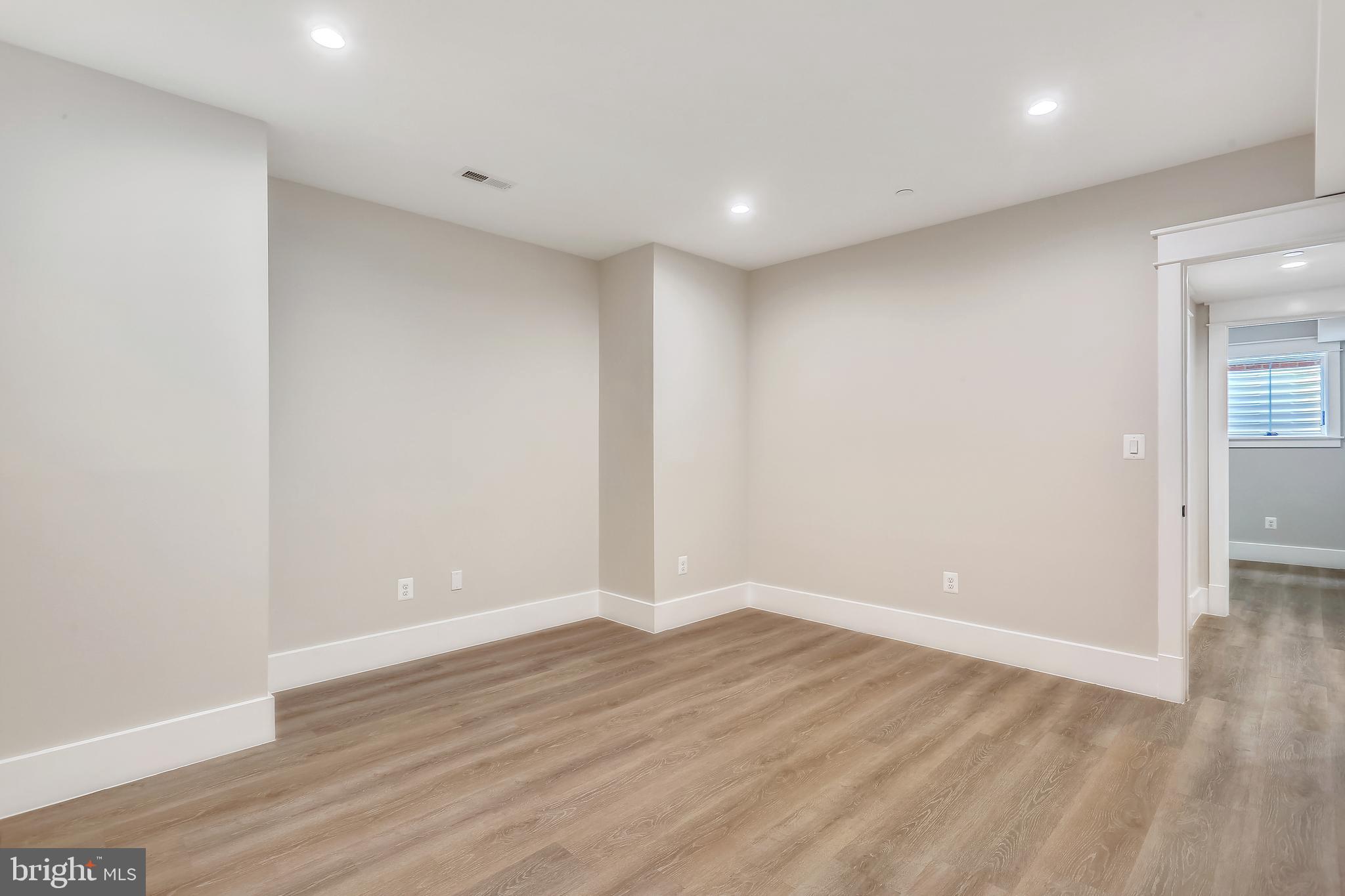 GLEN ECHO HEIGHTS - Residential