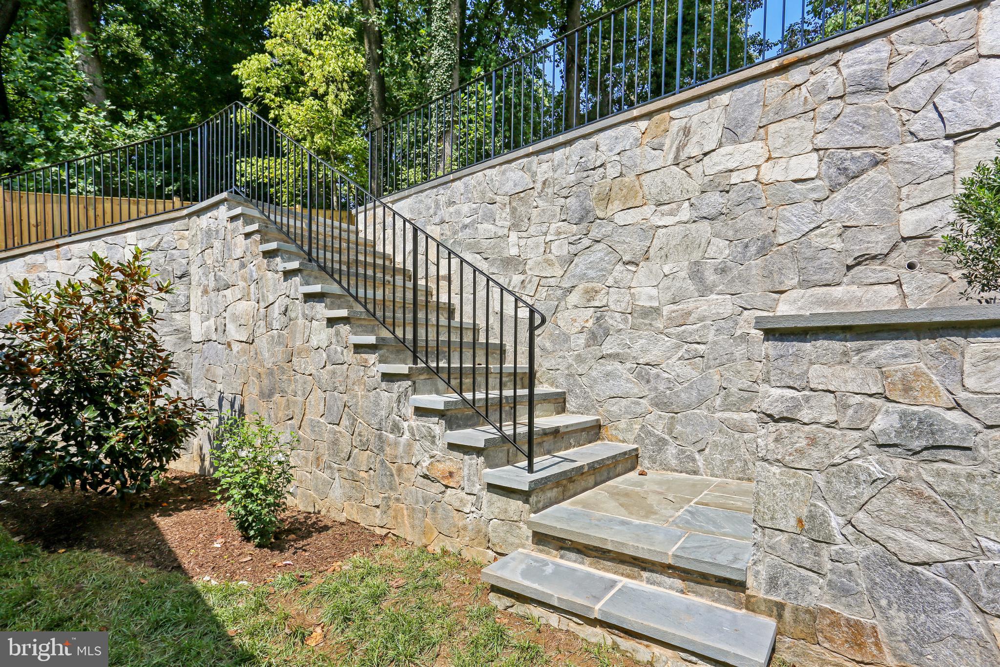 GLEN ECHO HEIGHTS - Residential
