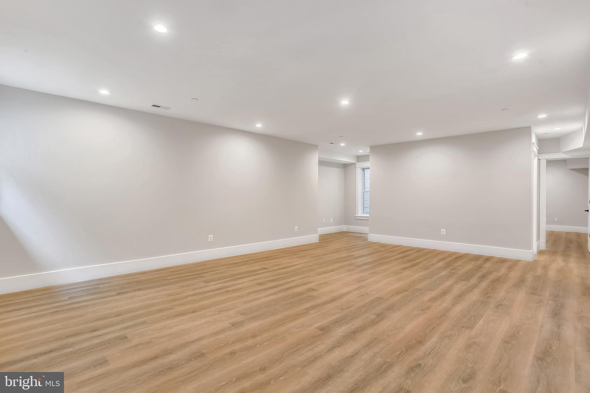 GLEN ECHO HEIGHTS - Residential