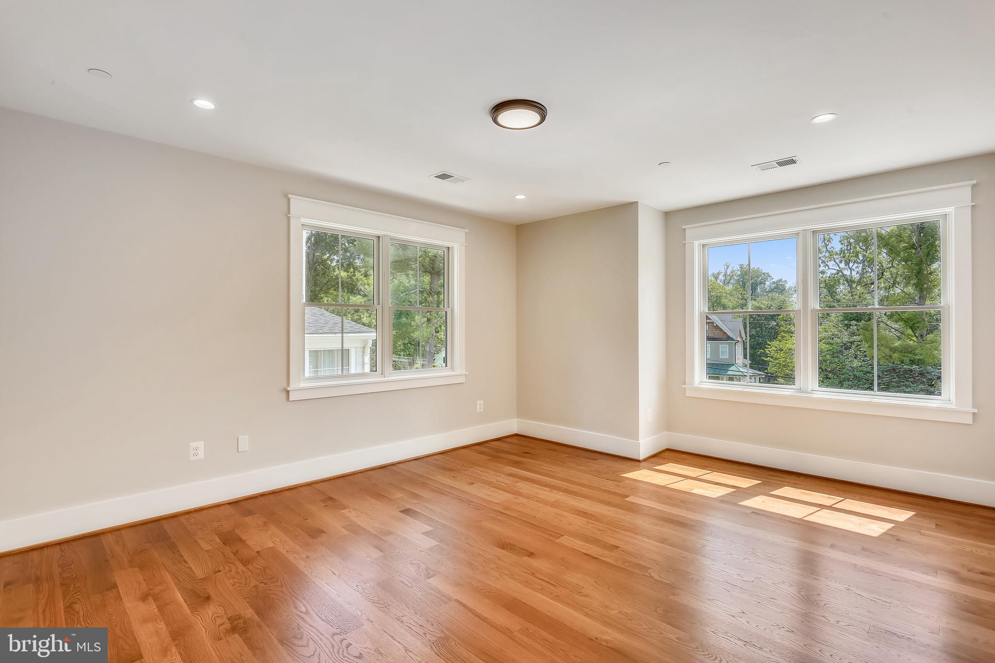 GLEN ECHO HEIGHTS - Residential