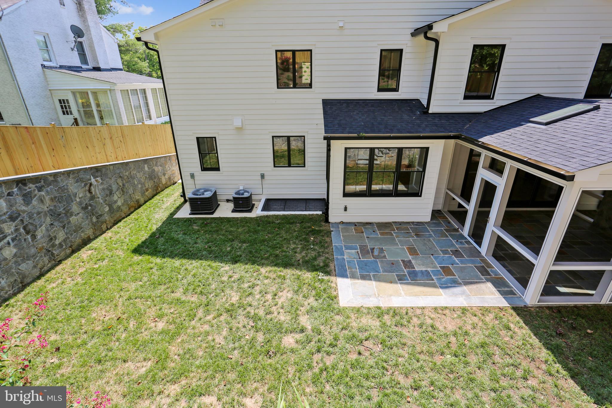 GLEN ECHO HEIGHTS - Residential