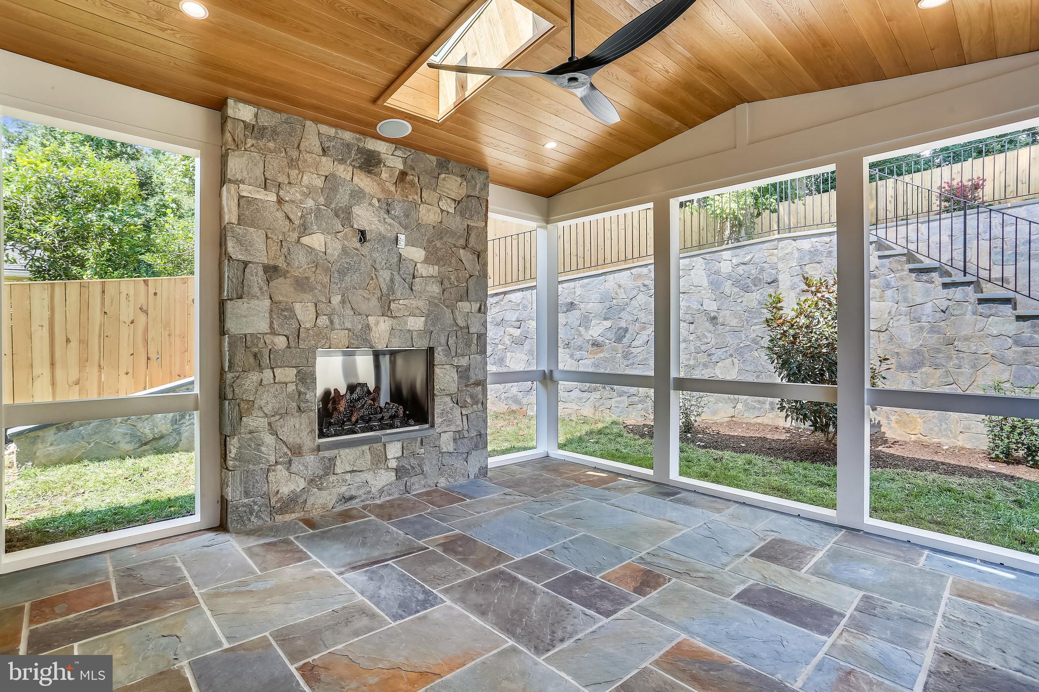 GLEN ECHO HEIGHTS - Residential