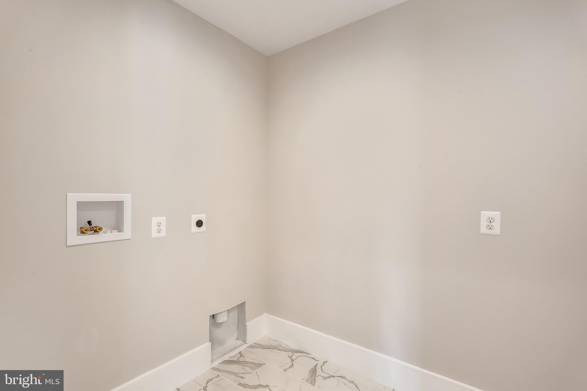 GLEN ECHO HEIGHTS - Residential