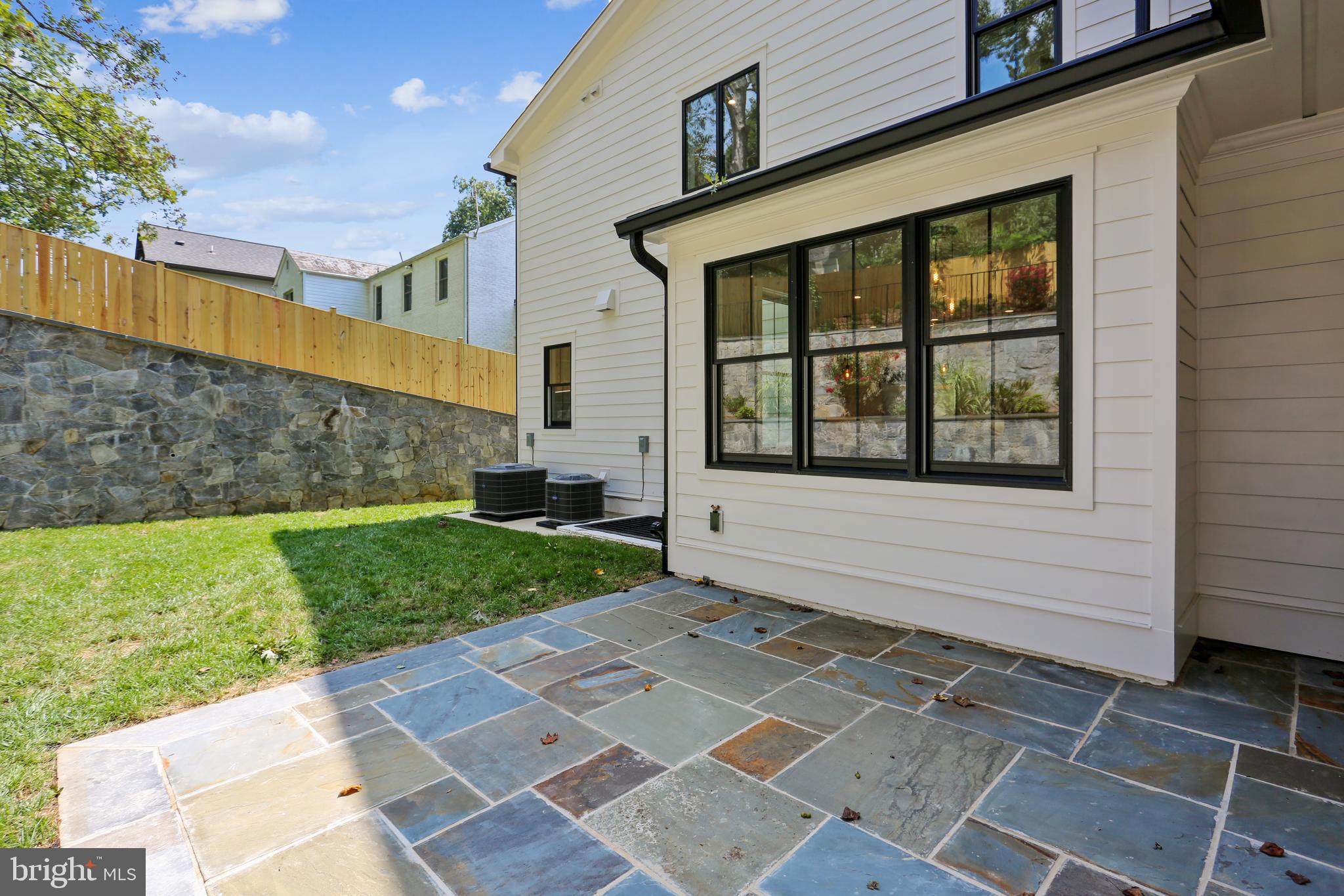 GLEN ECHO HEIGHTS - Residential