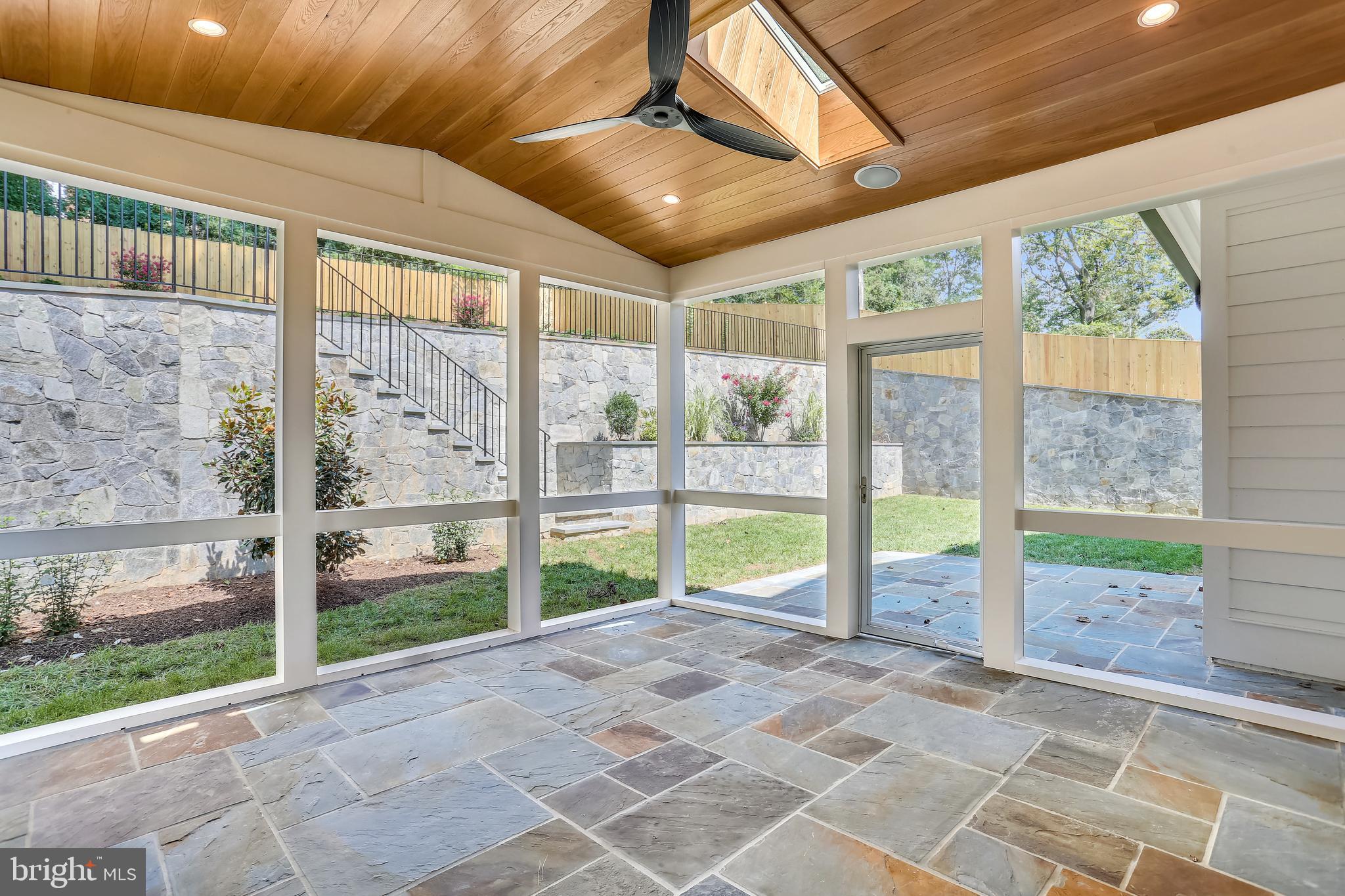 GLEN ECHO HEIGHTS - Residential