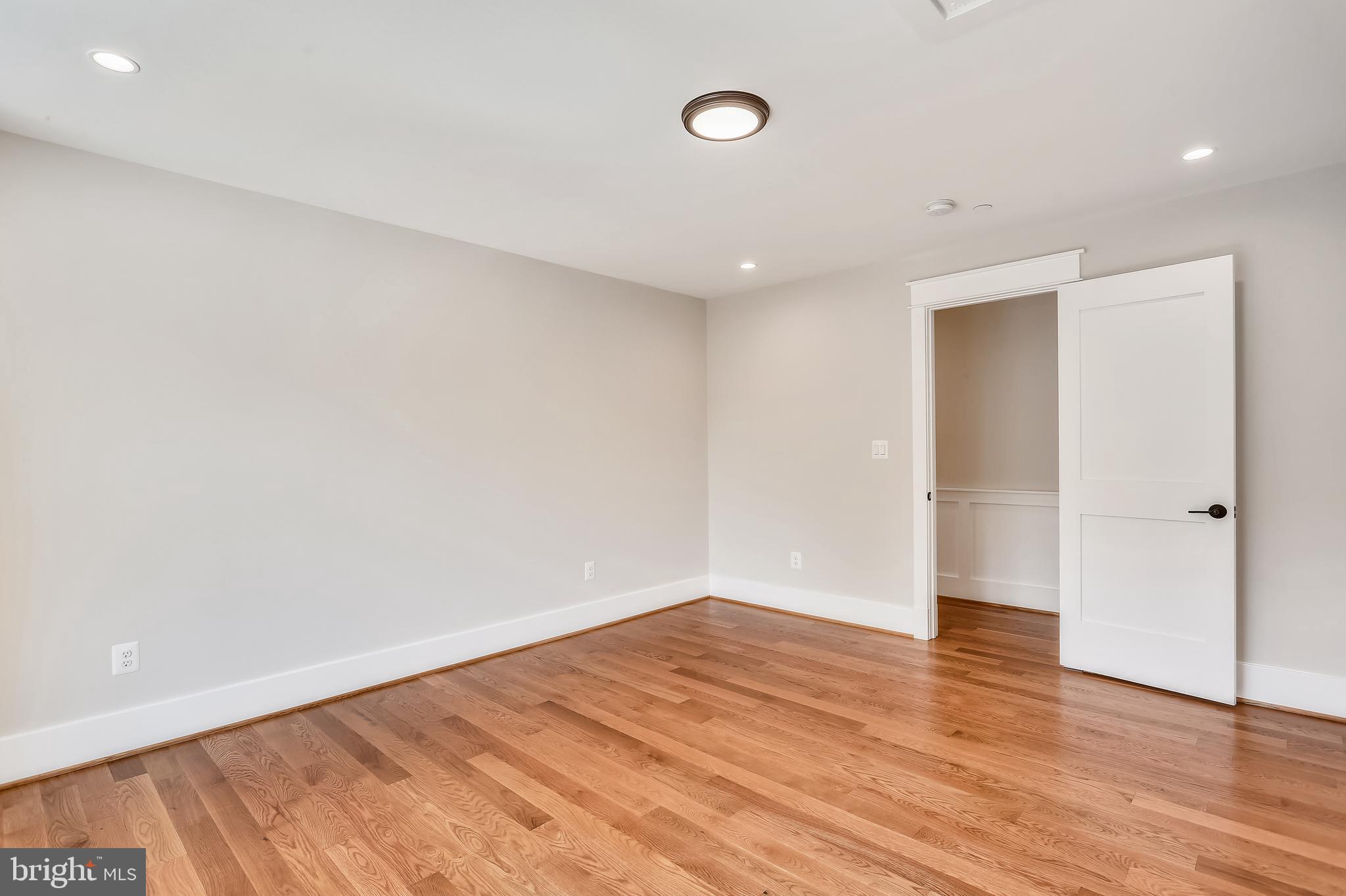 GLEN ECHO HEIGHTS - Residential