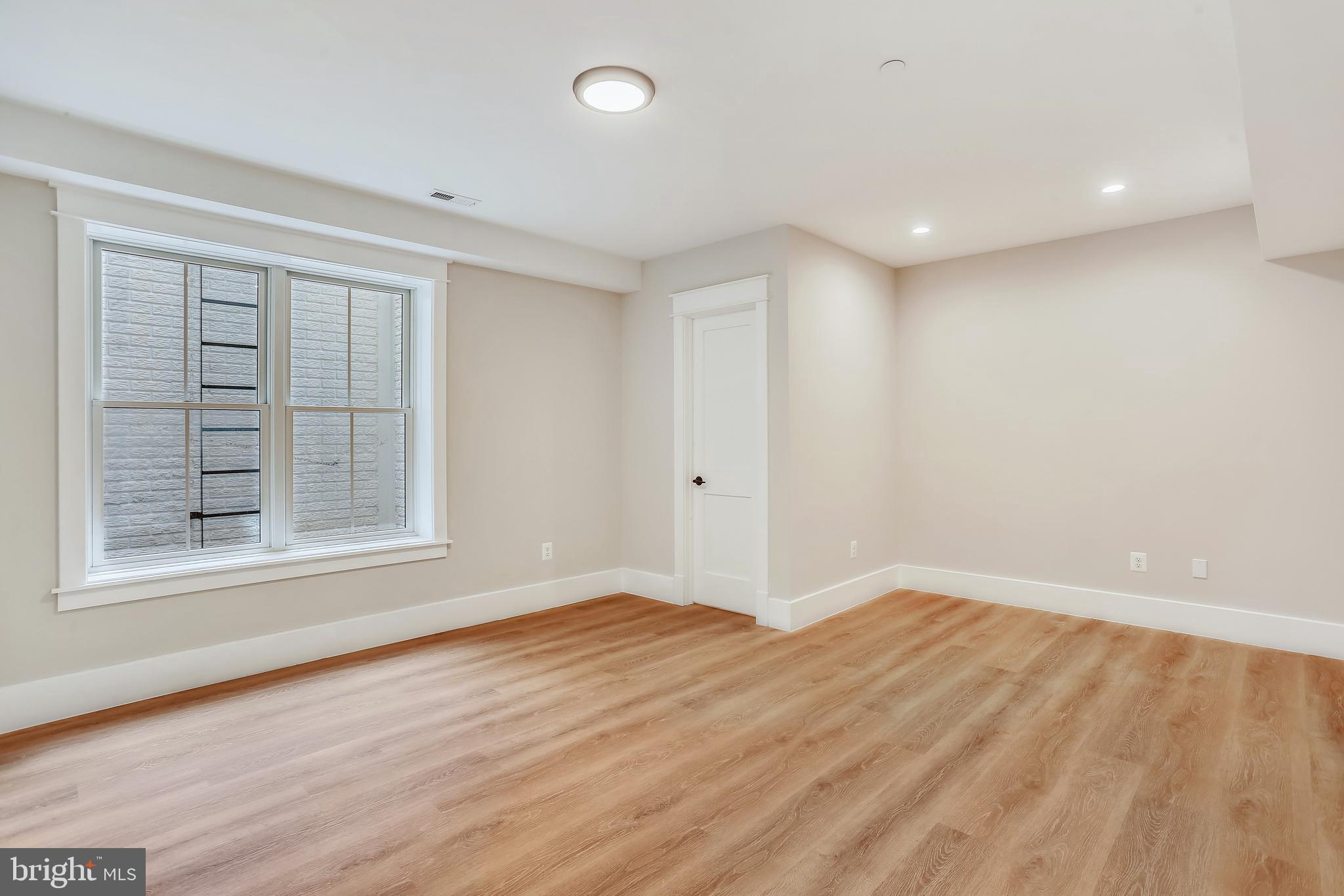 GLEN ECHO HEIGHTS - Residential