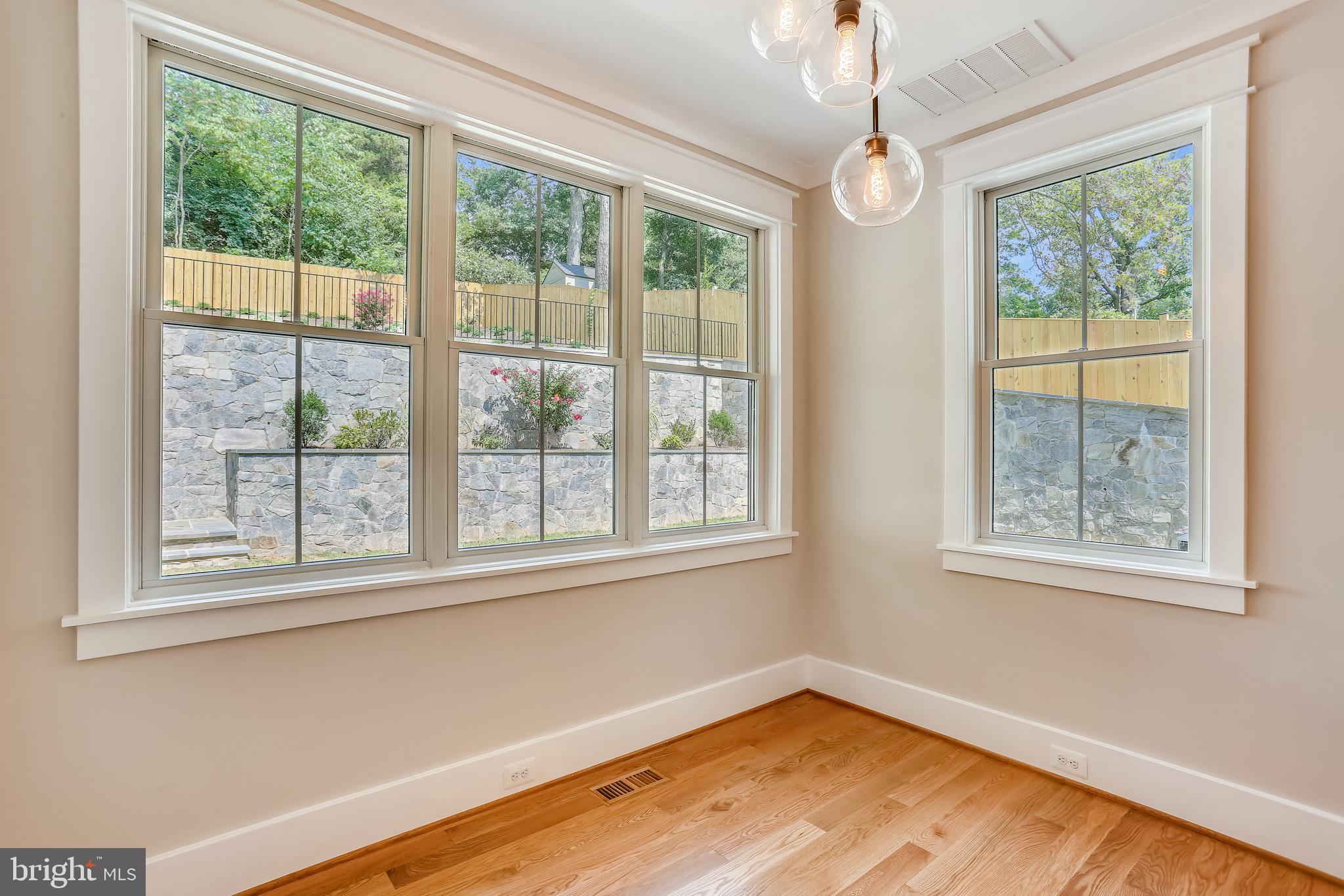 GLEN ECHO HEIGHTS - Residential