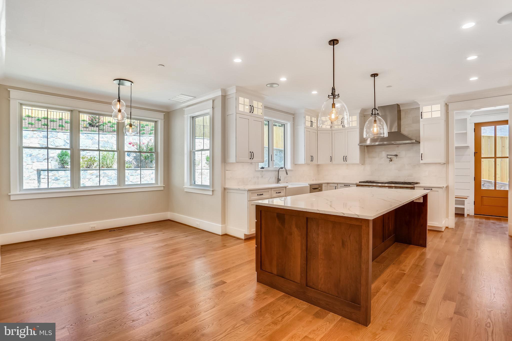 GLEN ECHO HEIGHTS - Residential