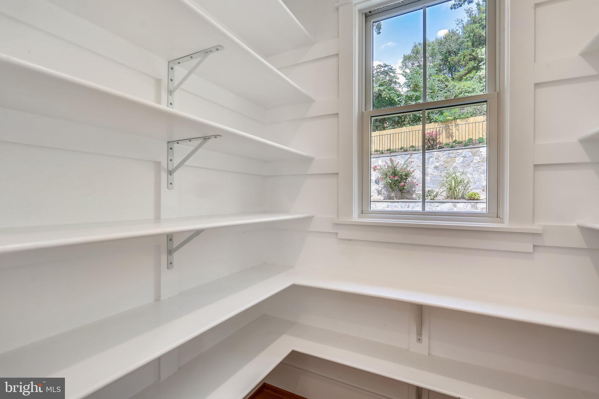 GLEN ECHO HEIGHTS - Residential