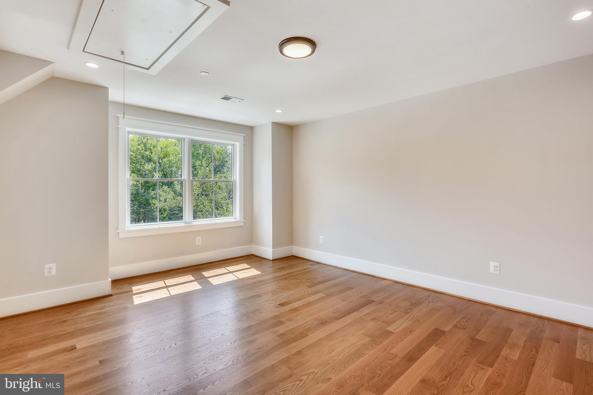 GLEN ECHO HEIGHTS - Residential