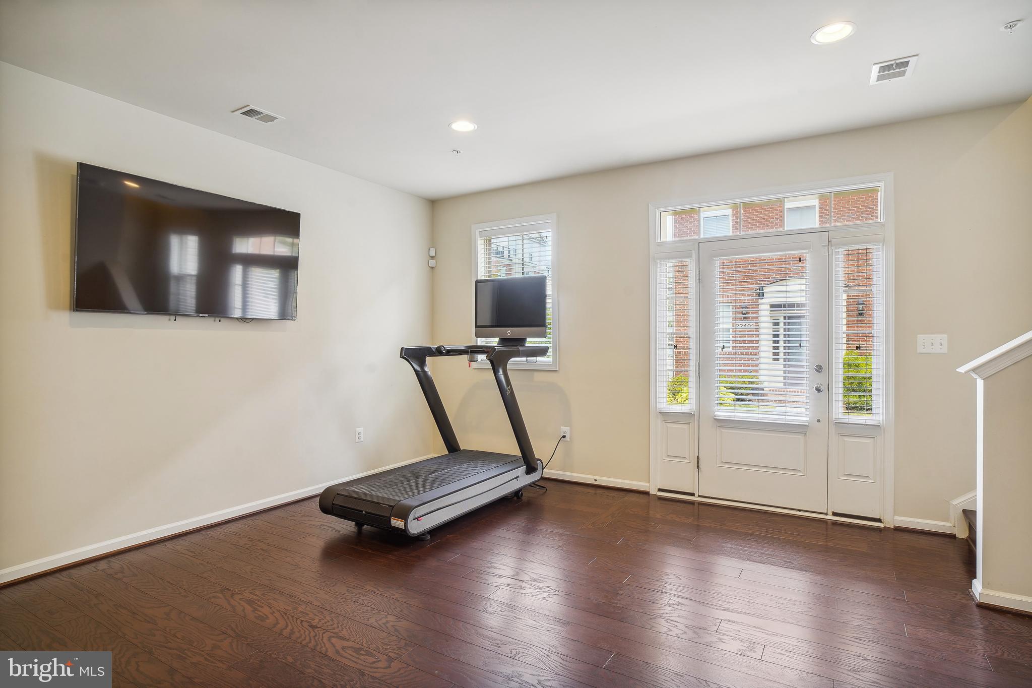 CABIN BRANCH - Residential