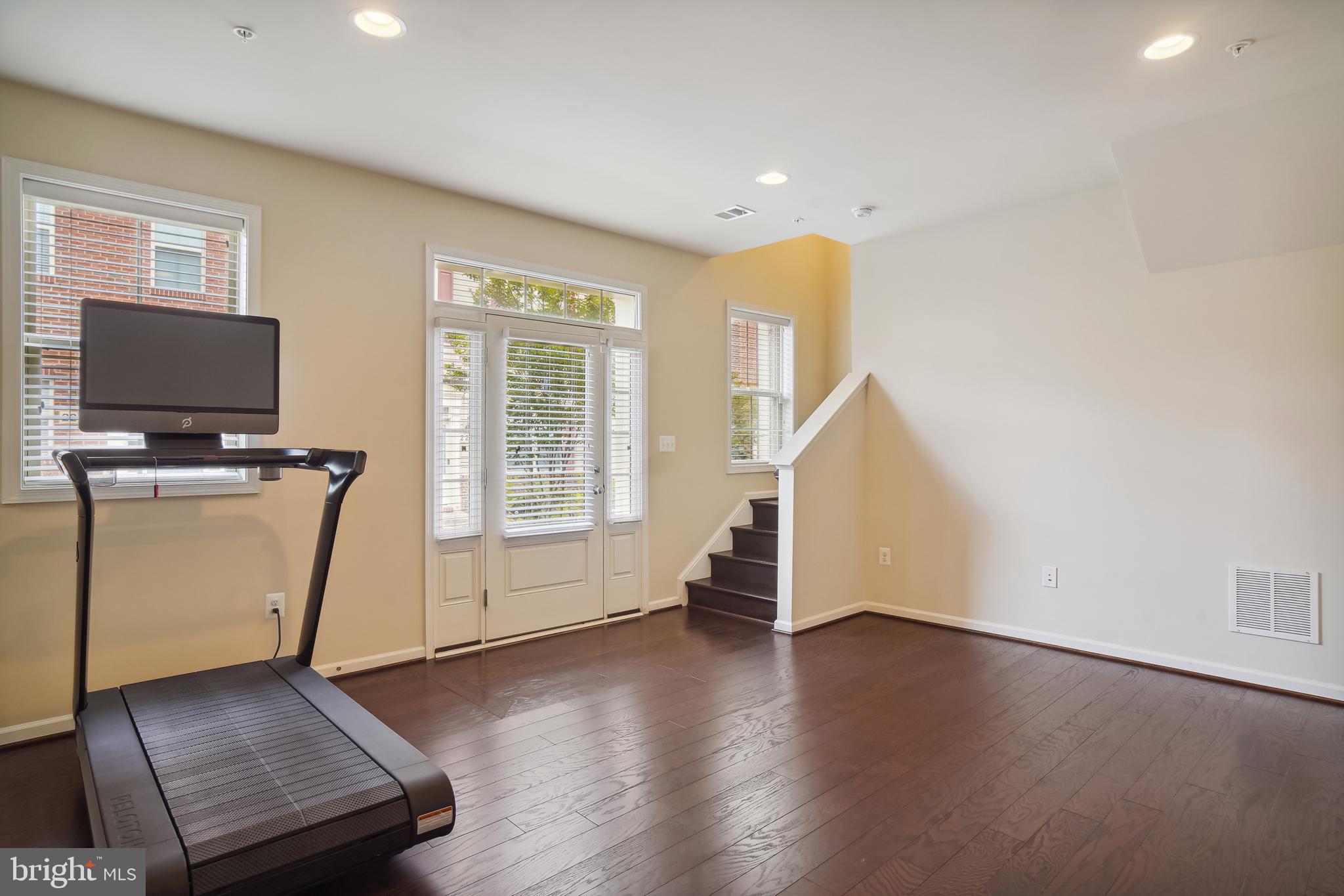 CABIN BRANCH - Residential