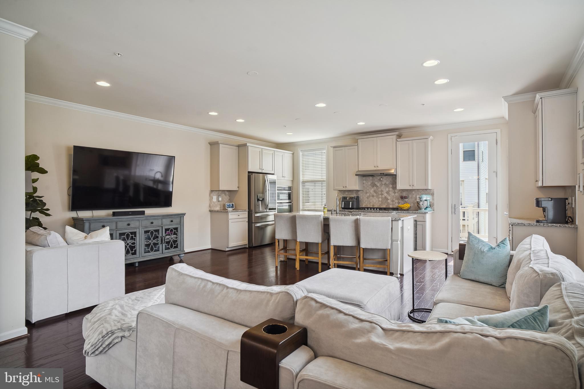 CABIN BRANCH - Residential