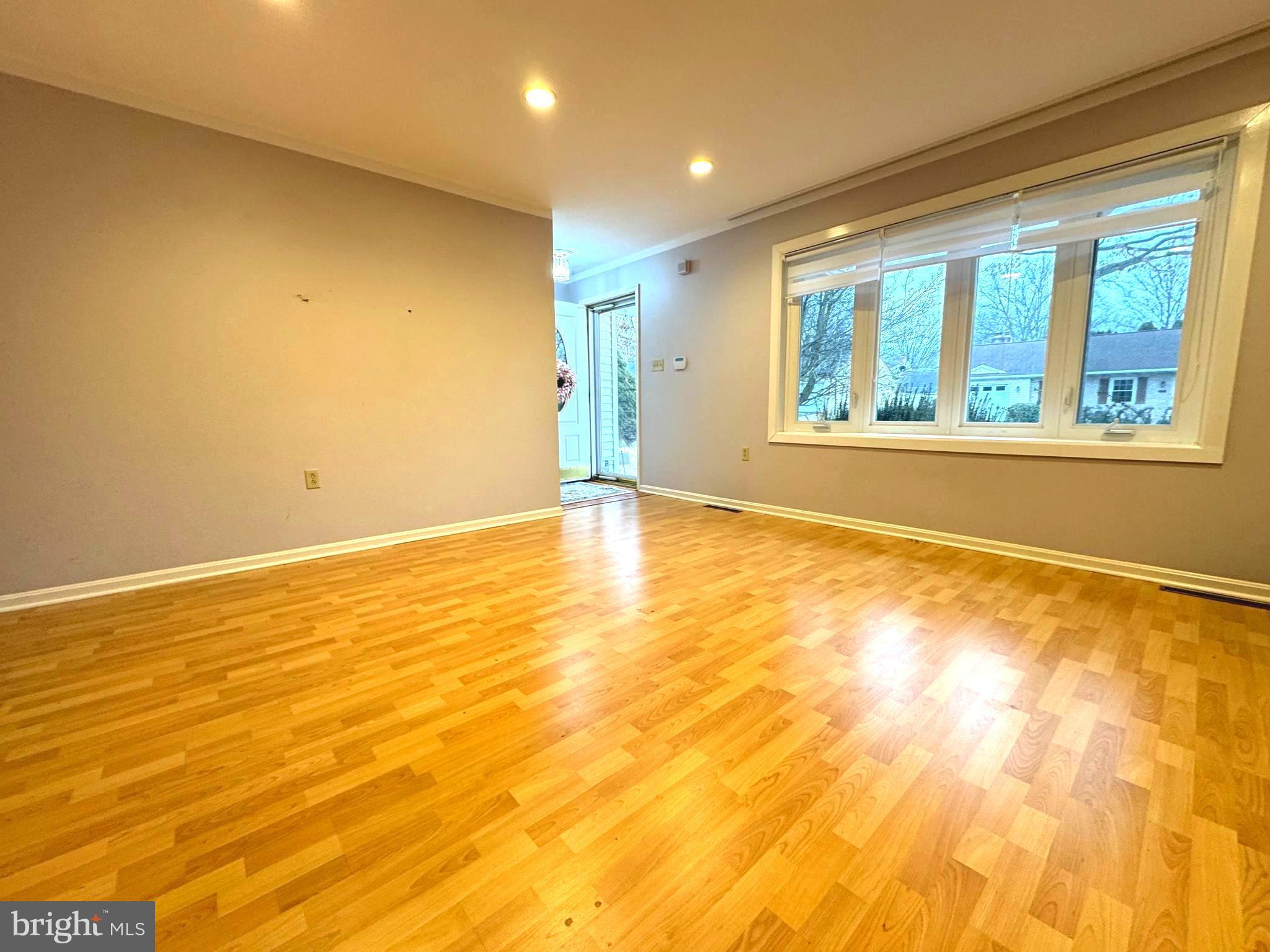 COUNTRY CLUB PARK - Residential