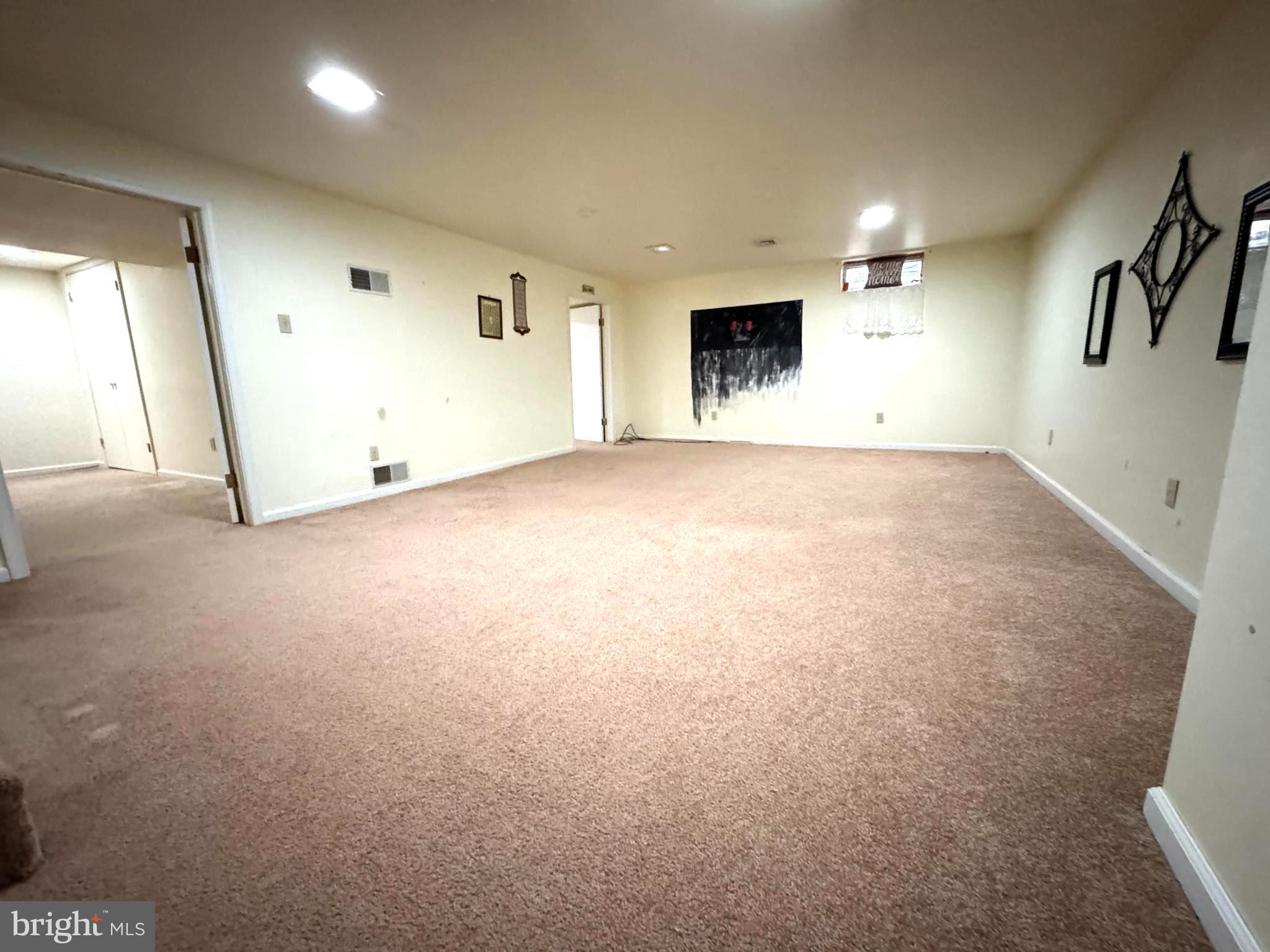 COUNTRY CLUB PARK - Residential