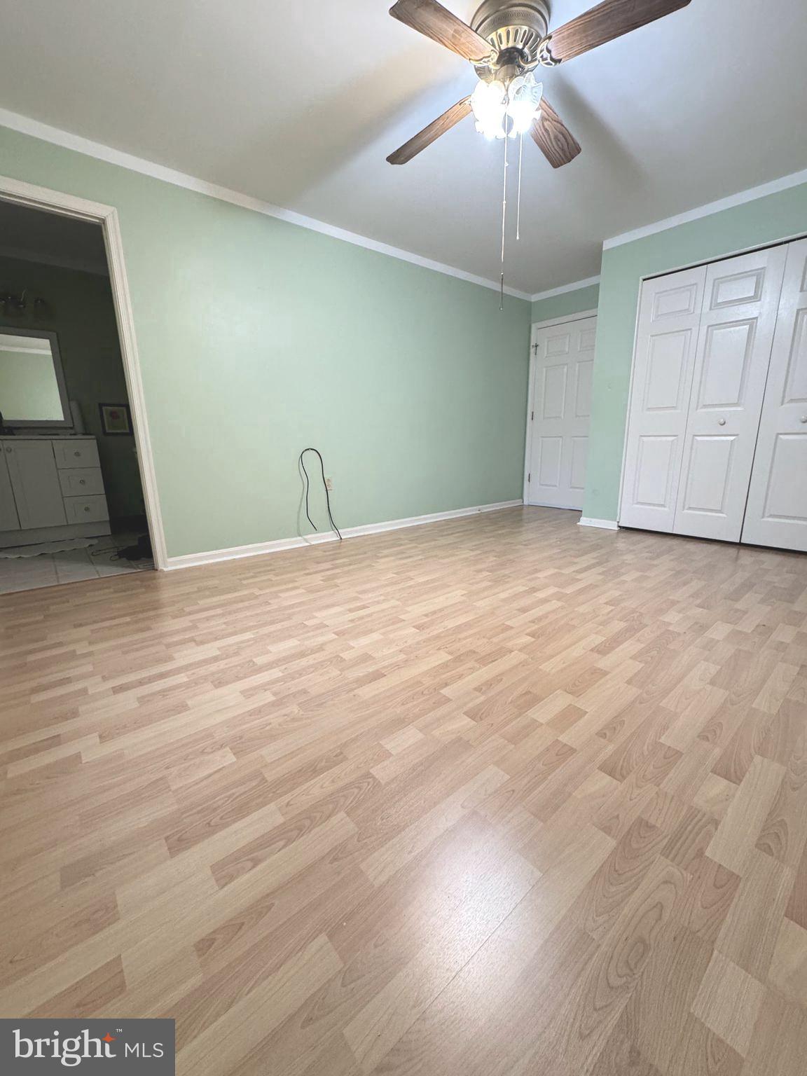 COUNTRY CLUB PARK - Residential