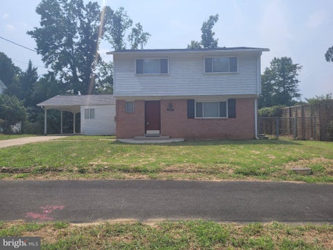 Homes For Rent - 6818 Rolling Road<br/> SPRINGFIELD, VA 22152