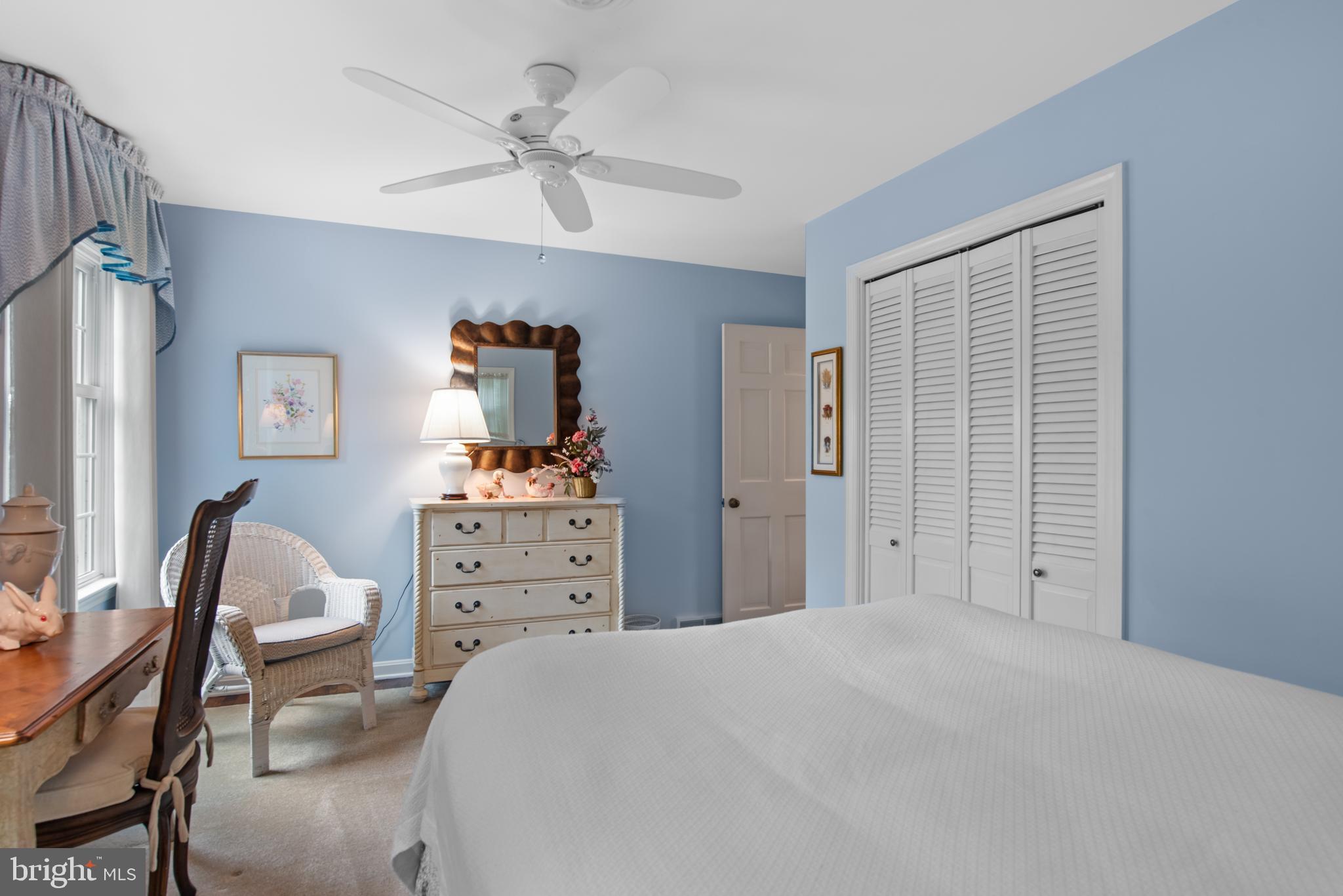 POINT RIDGE FARMS - Residential