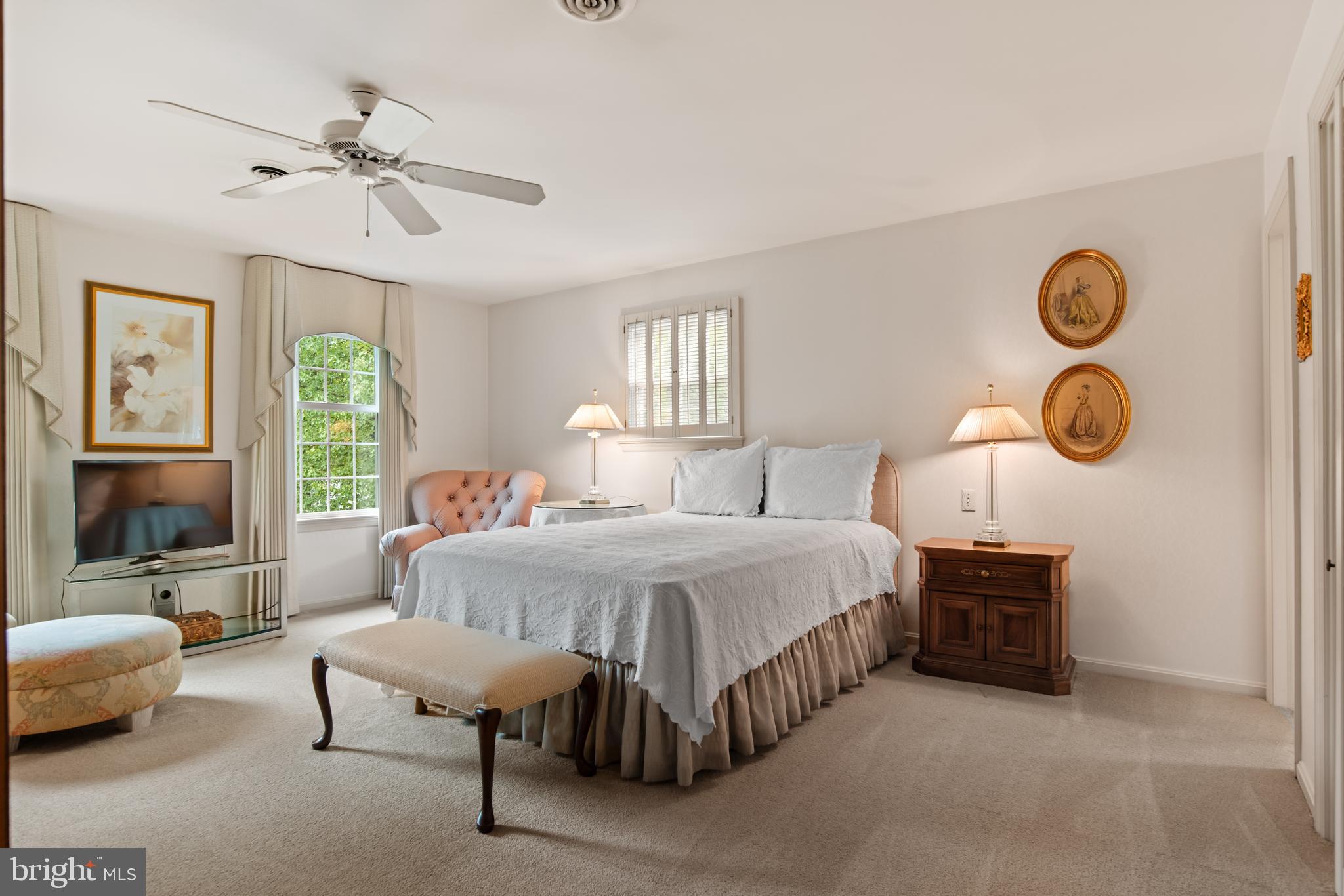 POINT RIDGE FARMS - Residential