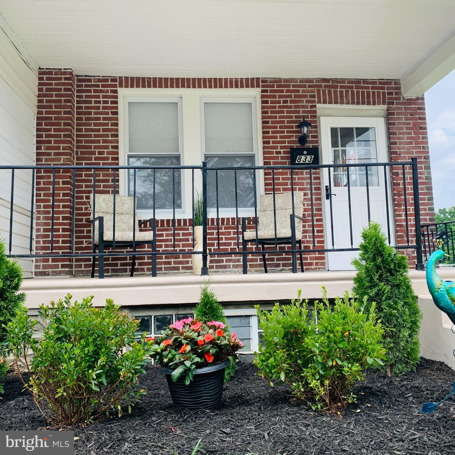 FOX CHASE - Residential