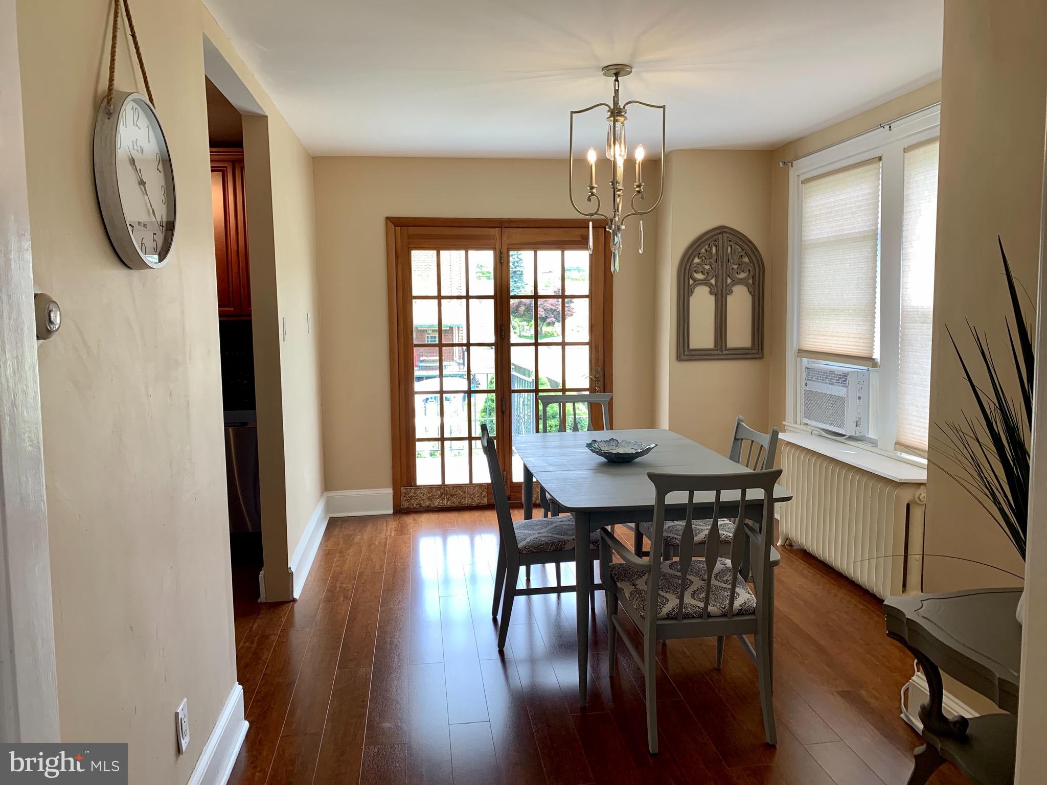 FOX CHASE - Residential