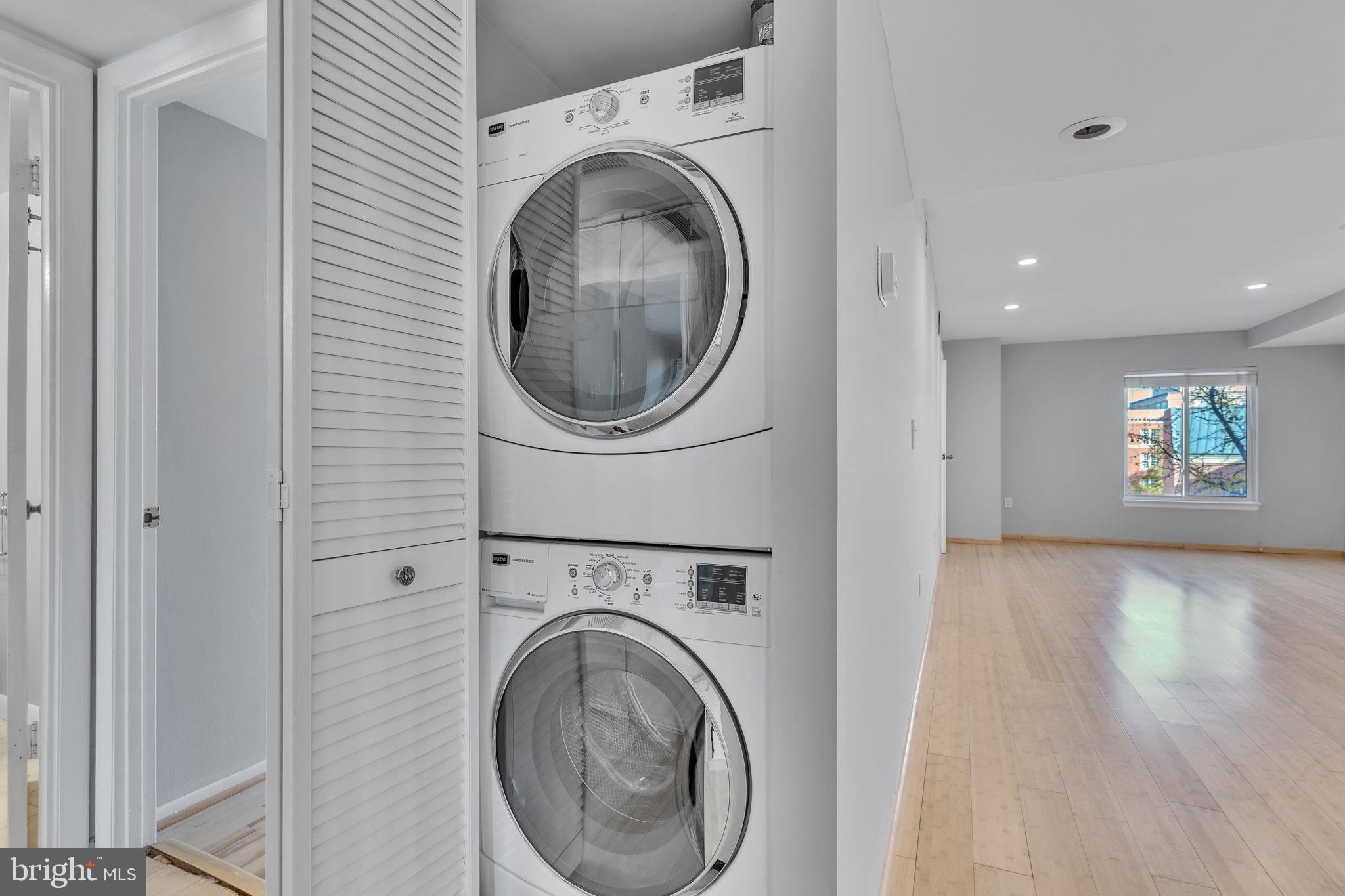 1600 PRINCE STREET - Residential Lease