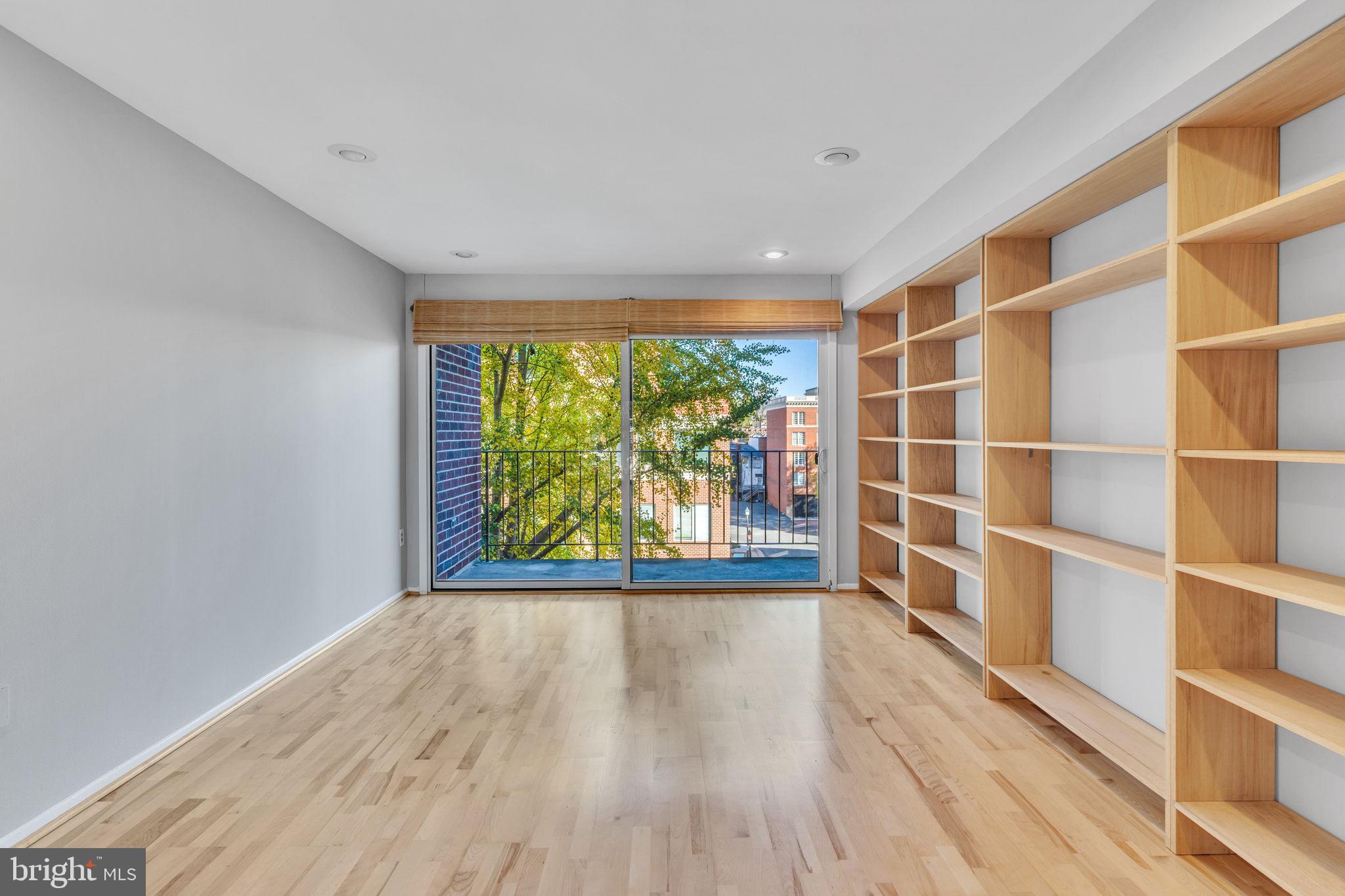 1600 PRINCE STREET - Residential Lease