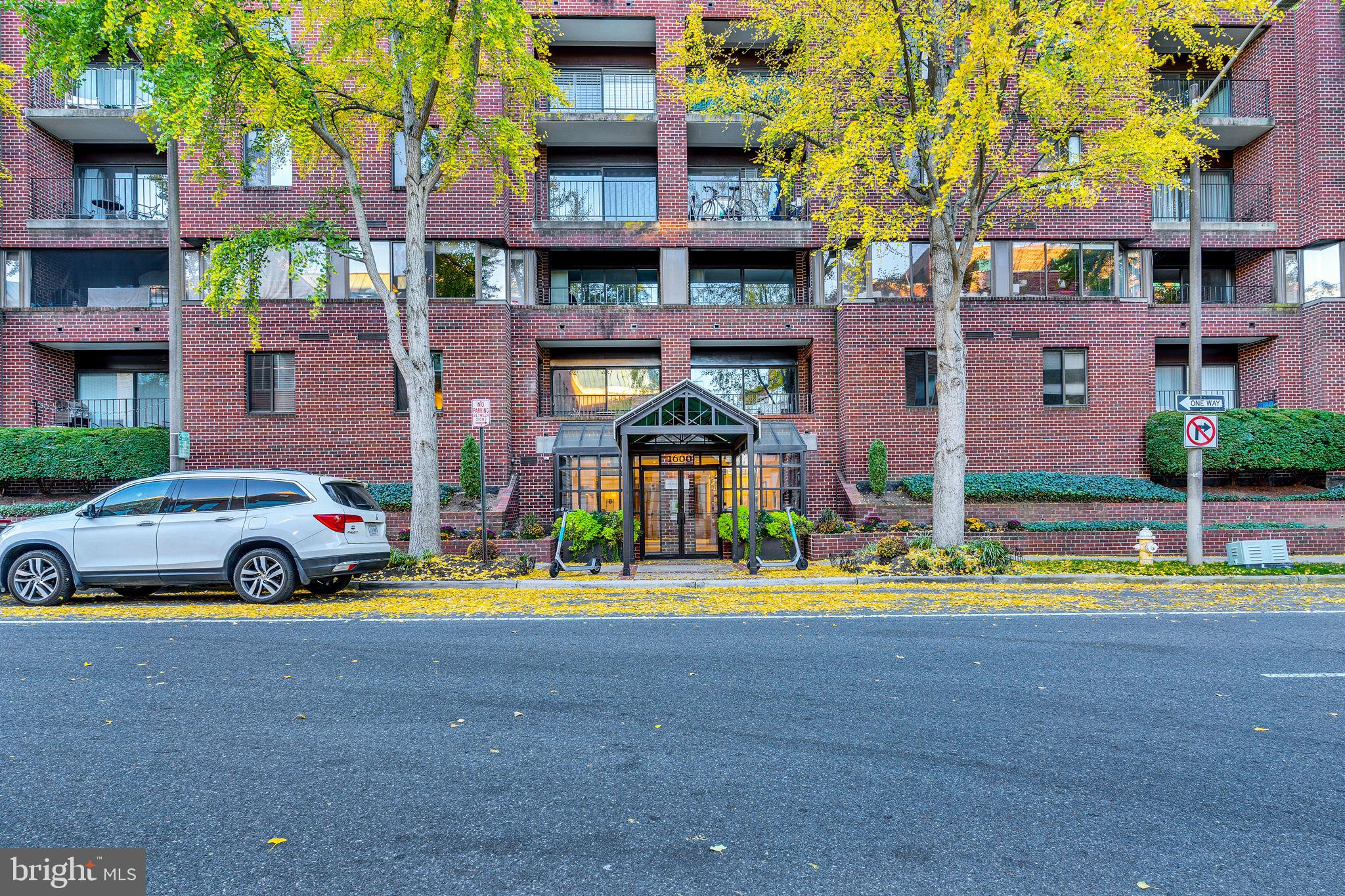 1600 PRINCE STREET - Residential Lease