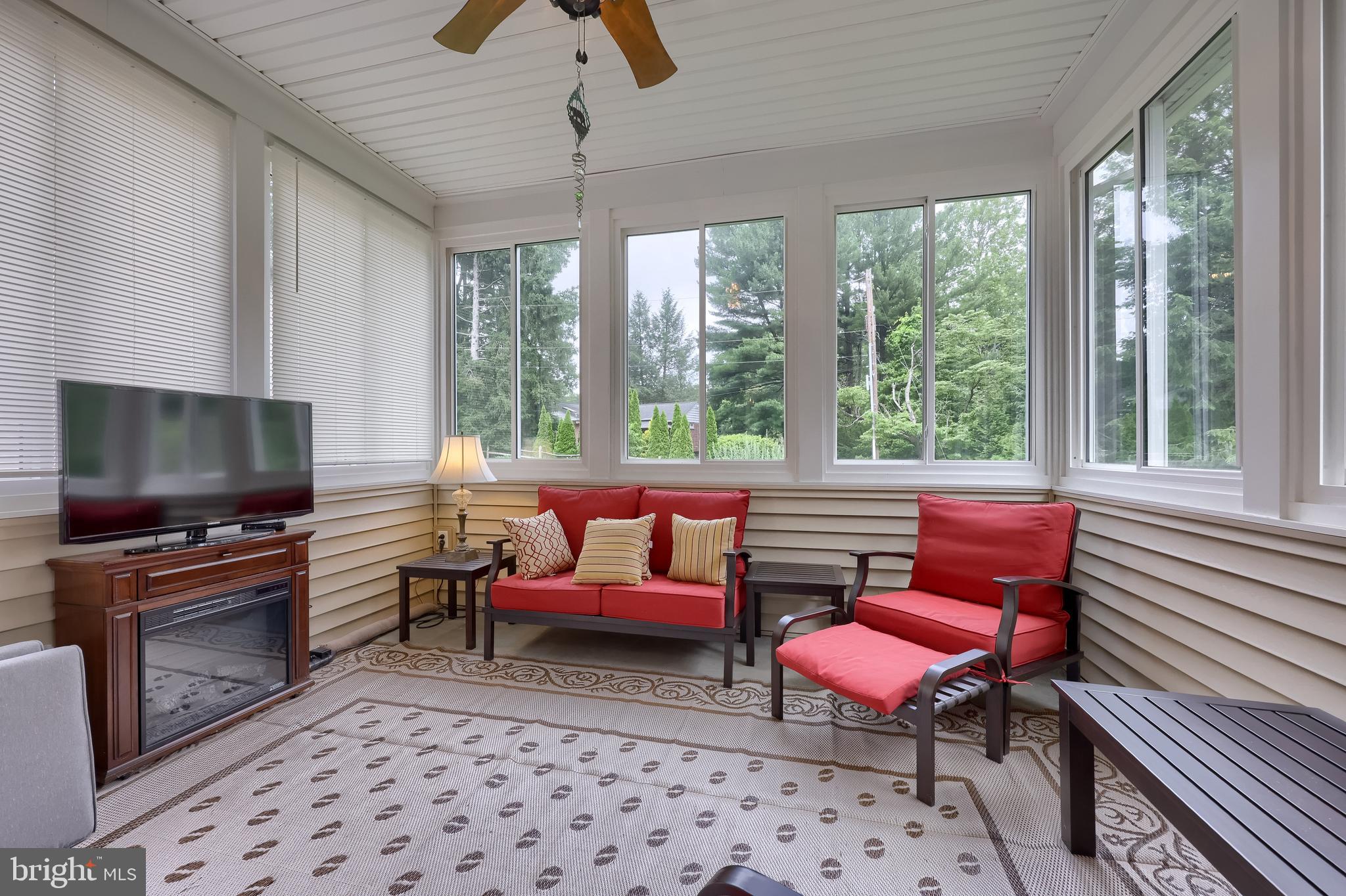 LEAF PARK - Residential