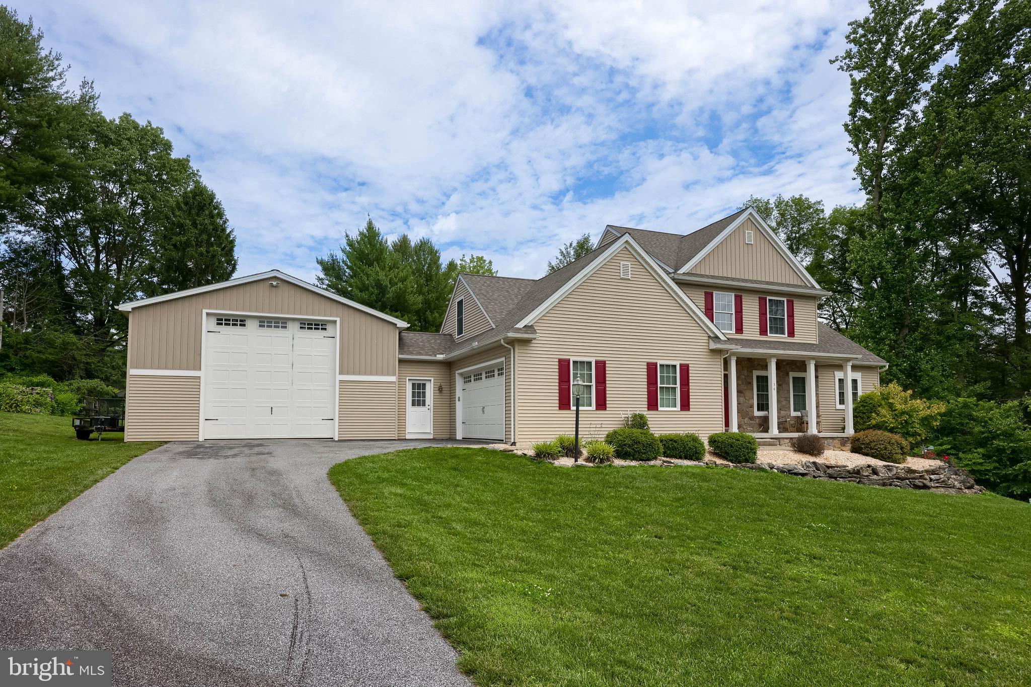 LEAF PARK - Residential