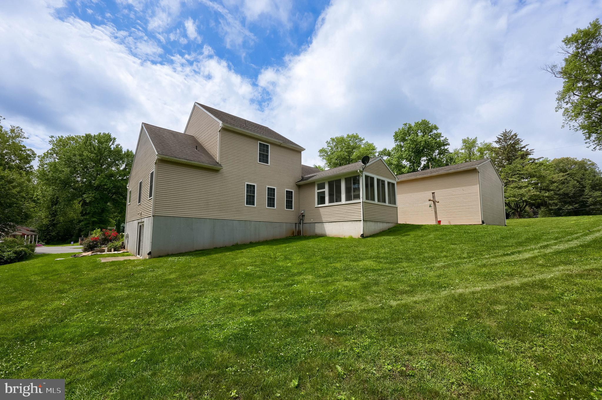 LEAF PARK - Residential