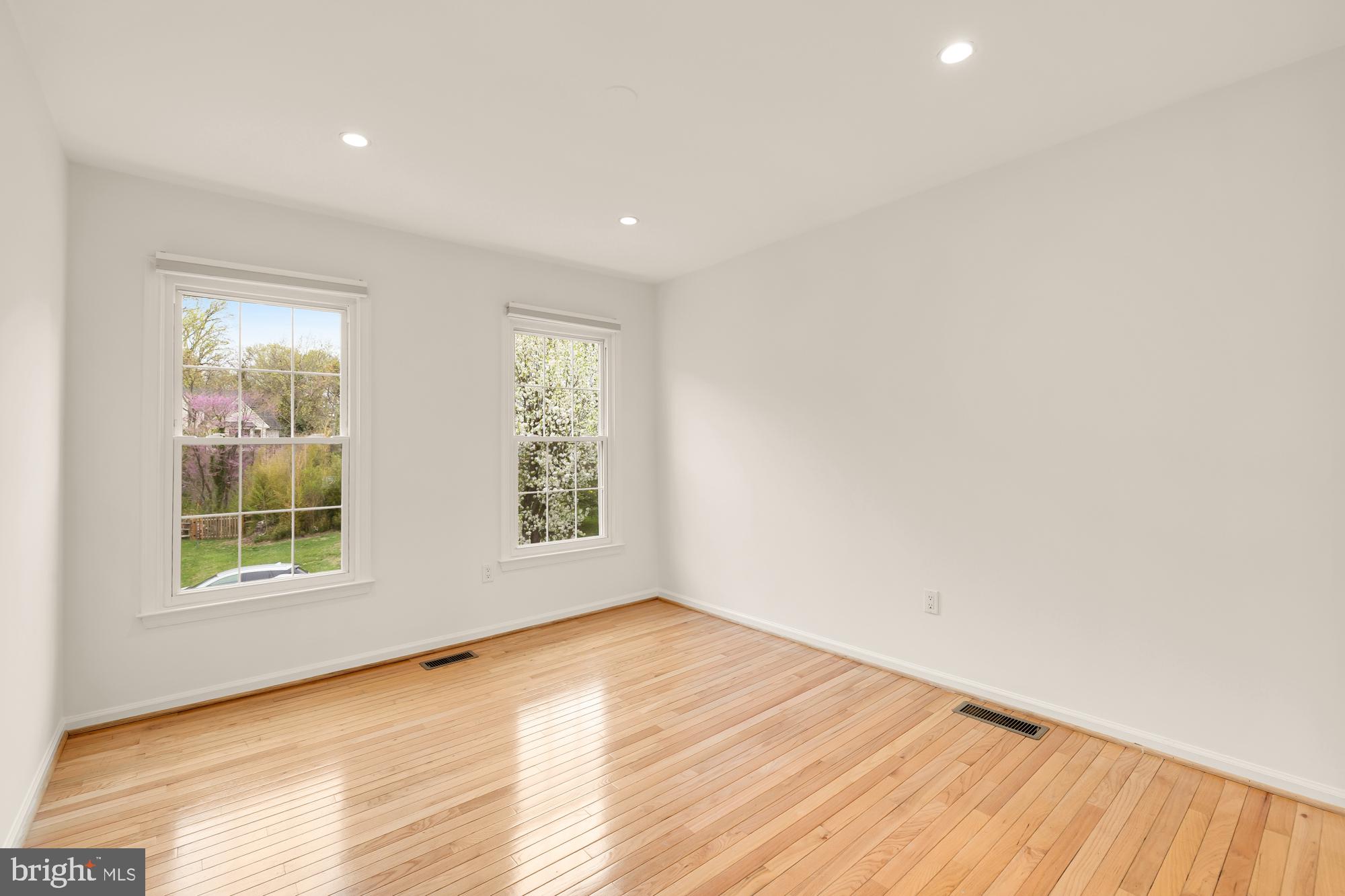 RANLEIGH - Residential