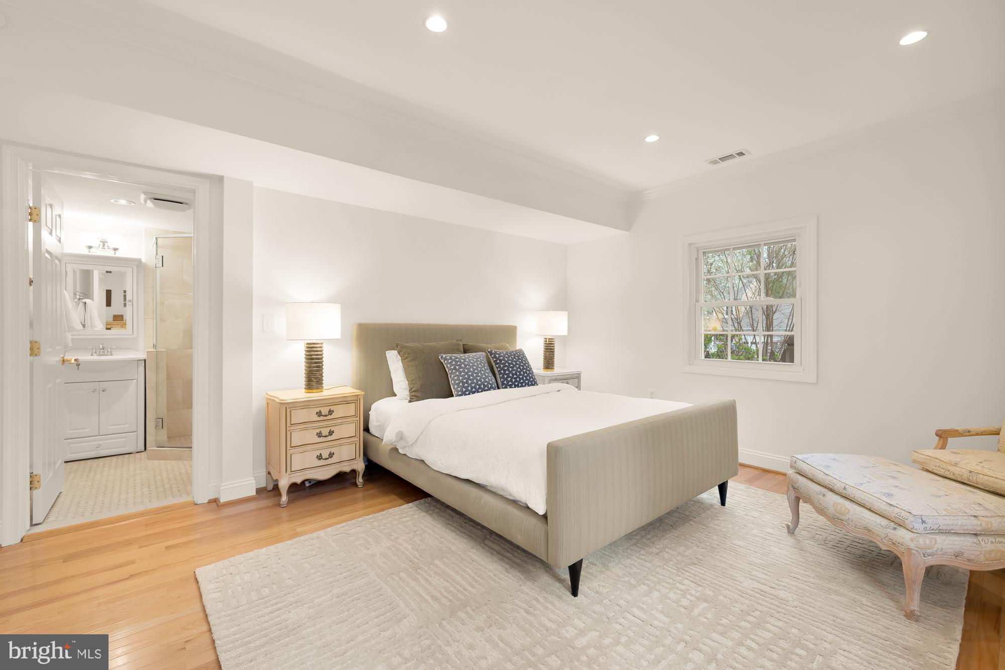 RANLEIGH - Residential