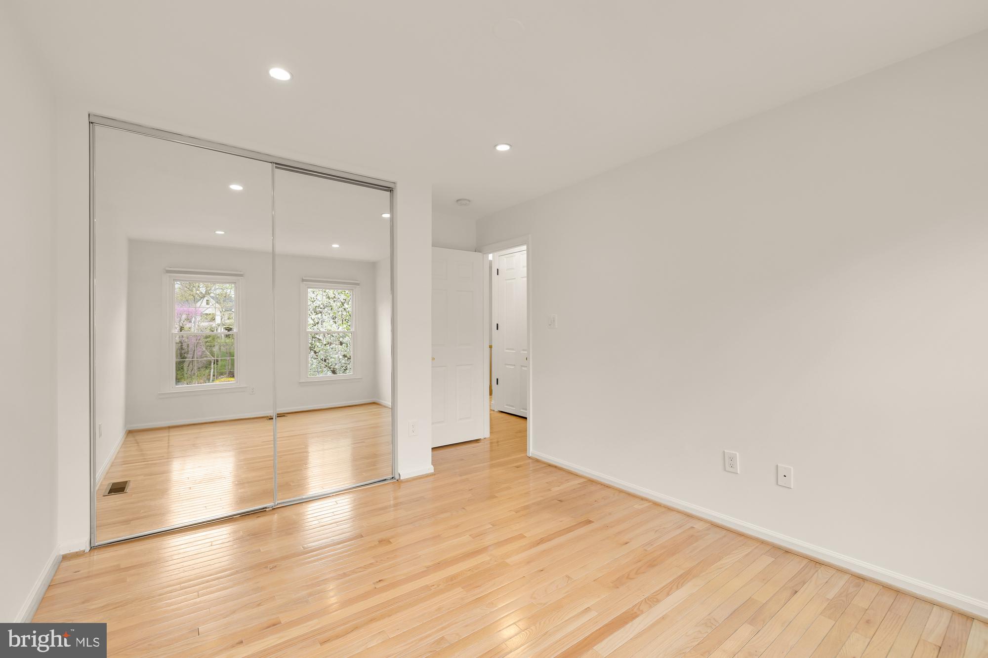 RANLEIGH - Residential