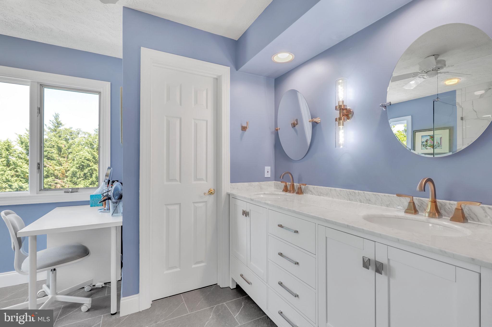 SEMINARY OVERLOOK - Residential